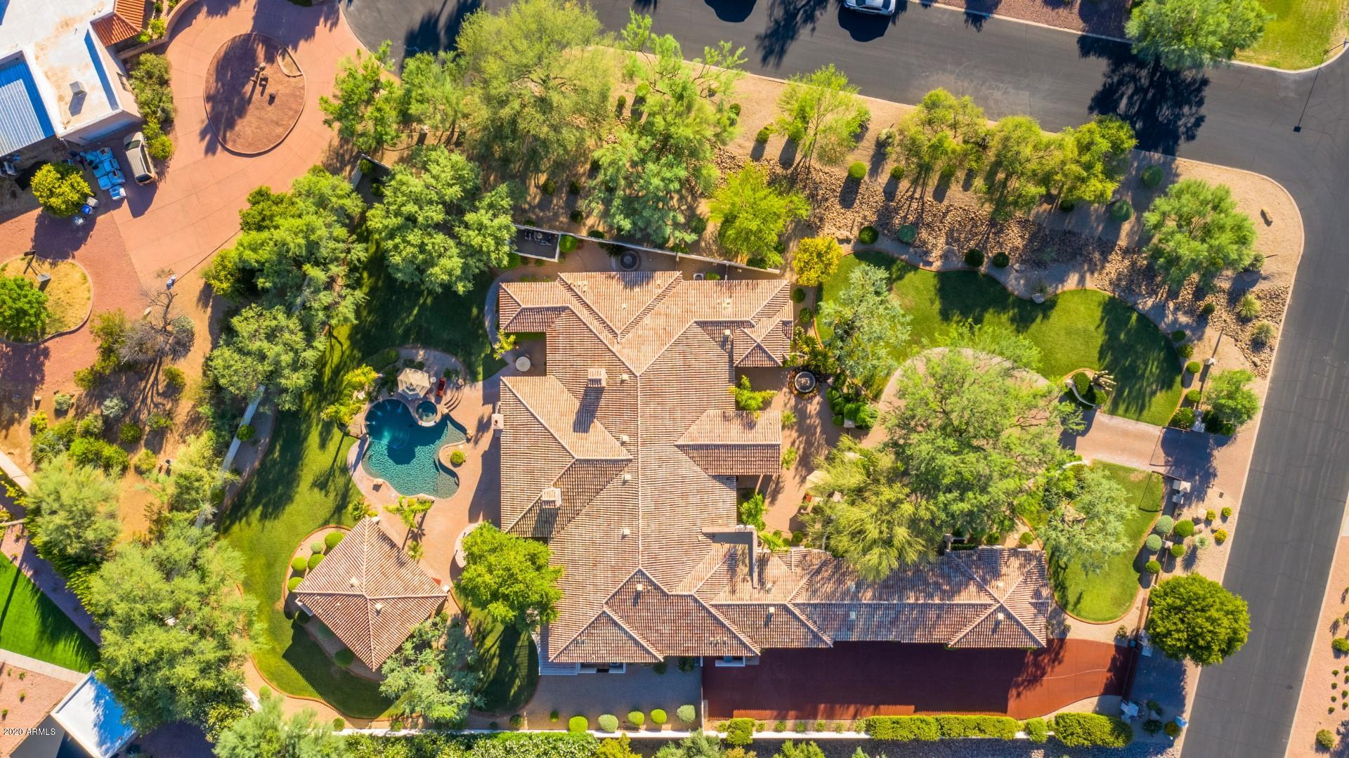 CAMELBACK COUNTRY CLUB ESTATES - Residential