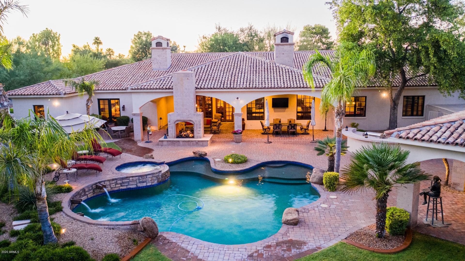 CAMELBACK COUNTRY CLUB ESTATES - Residential