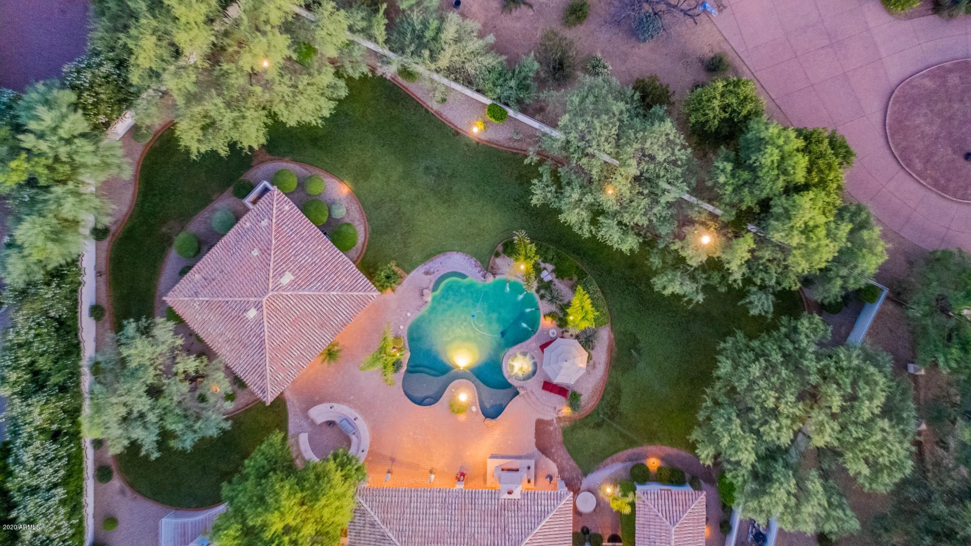 CAMELBACK COUNTRY CLUB ESTATES - Residential