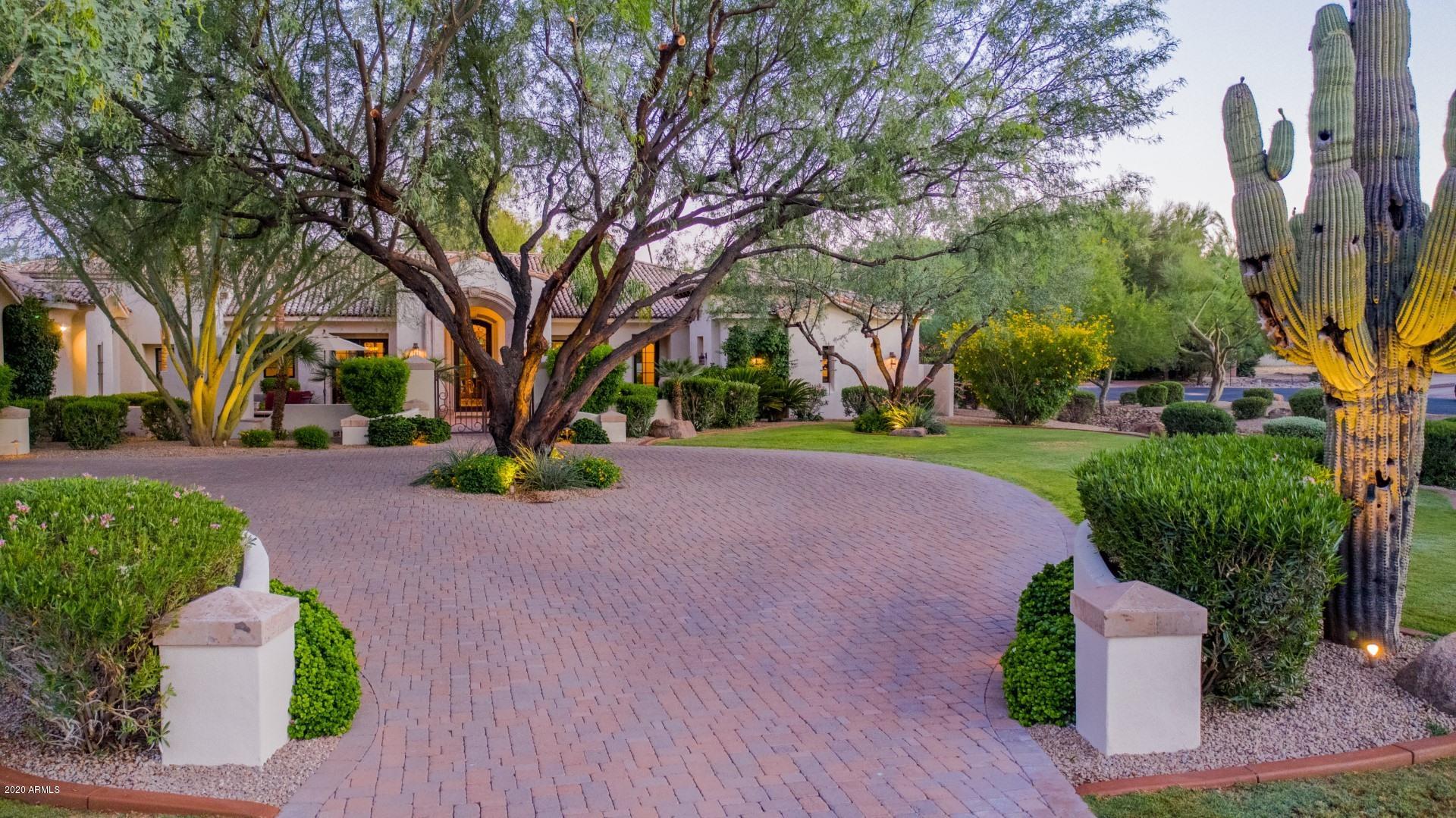 CAMELBACK COUNTRY CLUB ESTATES - Residential
