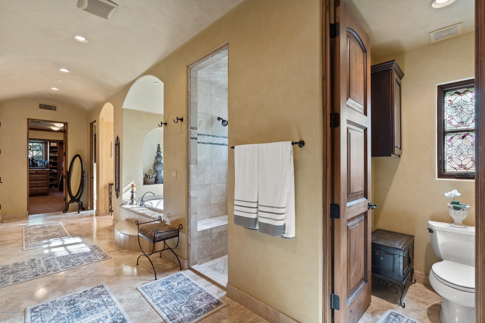 CAMELBACK COUNTRY CLUB ESTATES - Residential