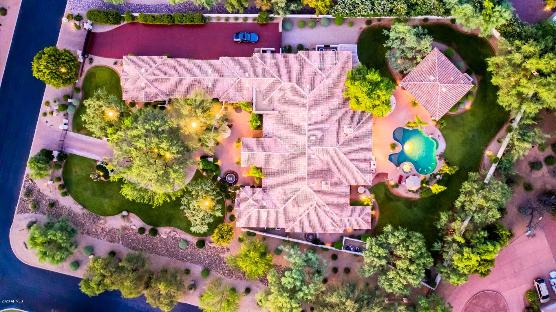 CAMELBACK COUNTRY CLUB ESTATES - Residential