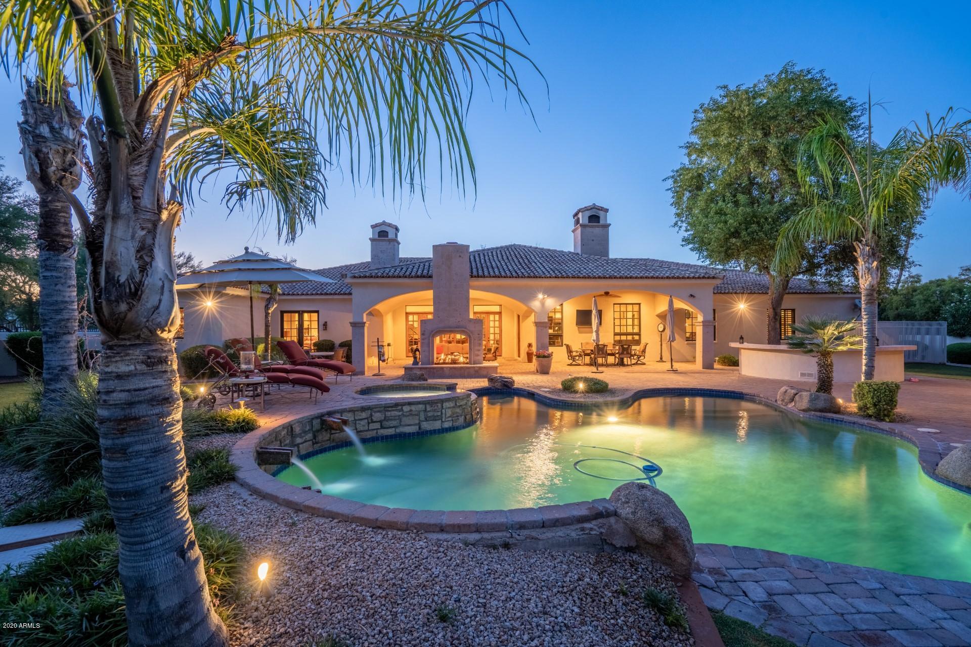 CAMELBACK COUNTRY CLUB ESTATES - Residential