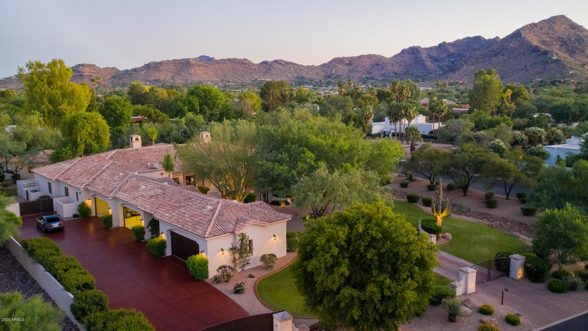 CAMELBACK COUNTRY CLUB ESTATES - Residential