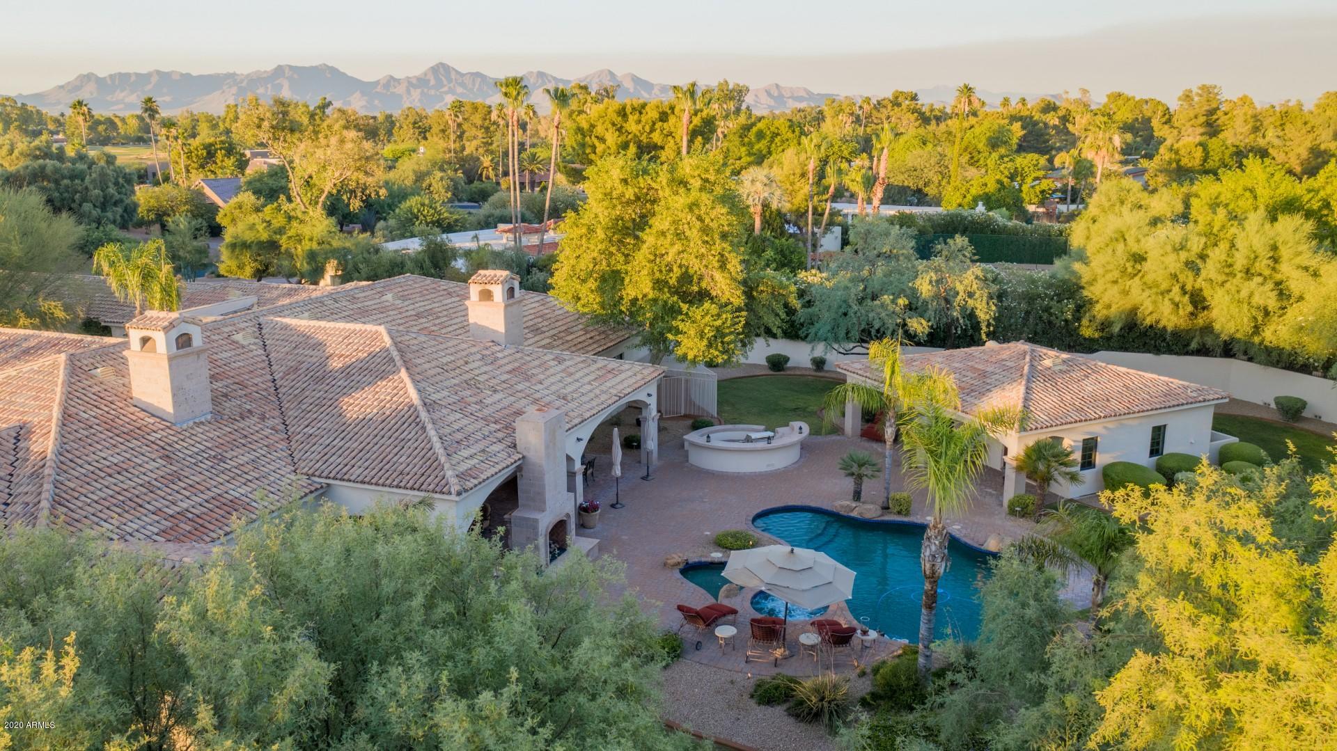CAMELBACK COUNTRY CLUB ESTATES - Residential