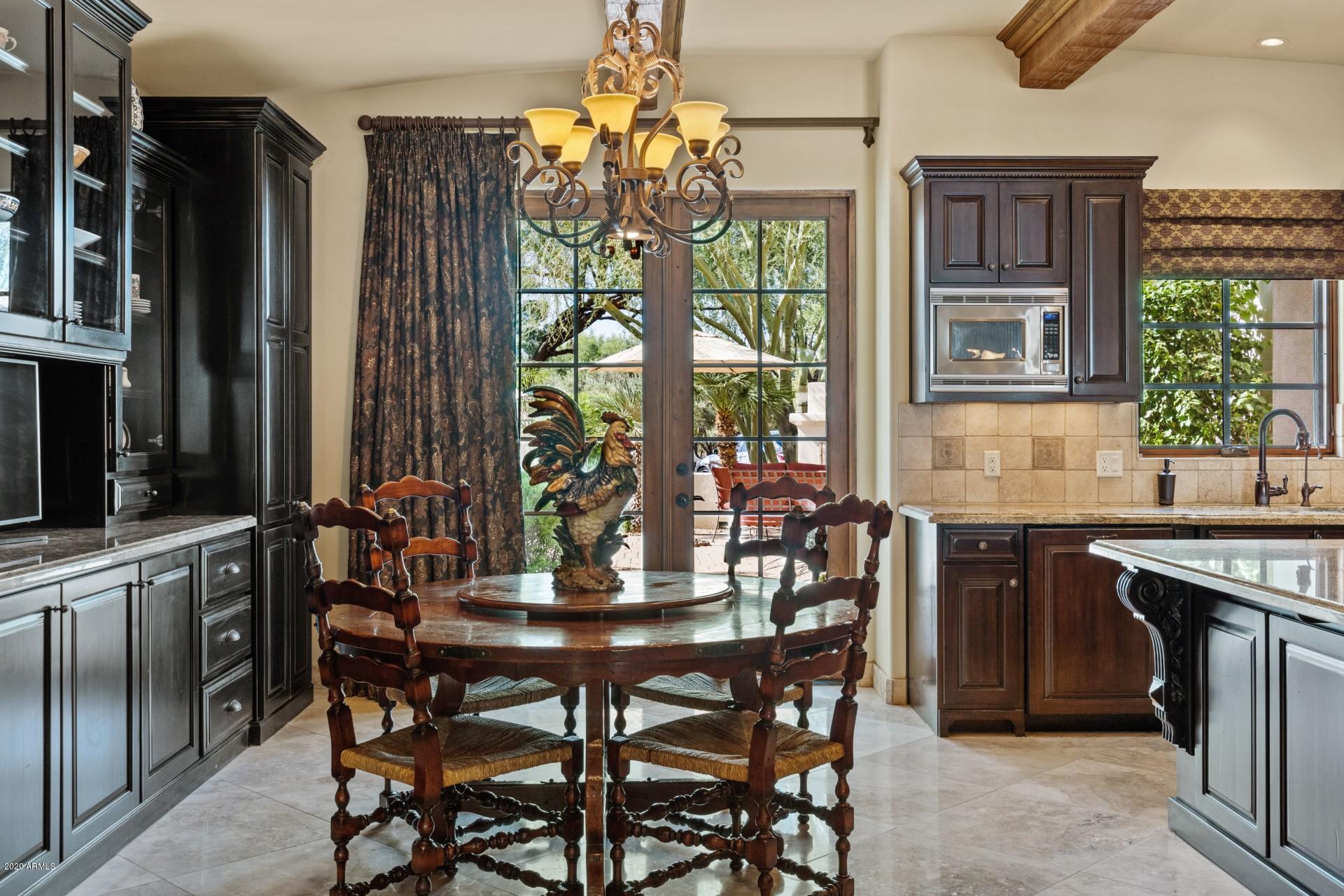 CAMELBACK COUNTRY CLUB ESTATES - Residential