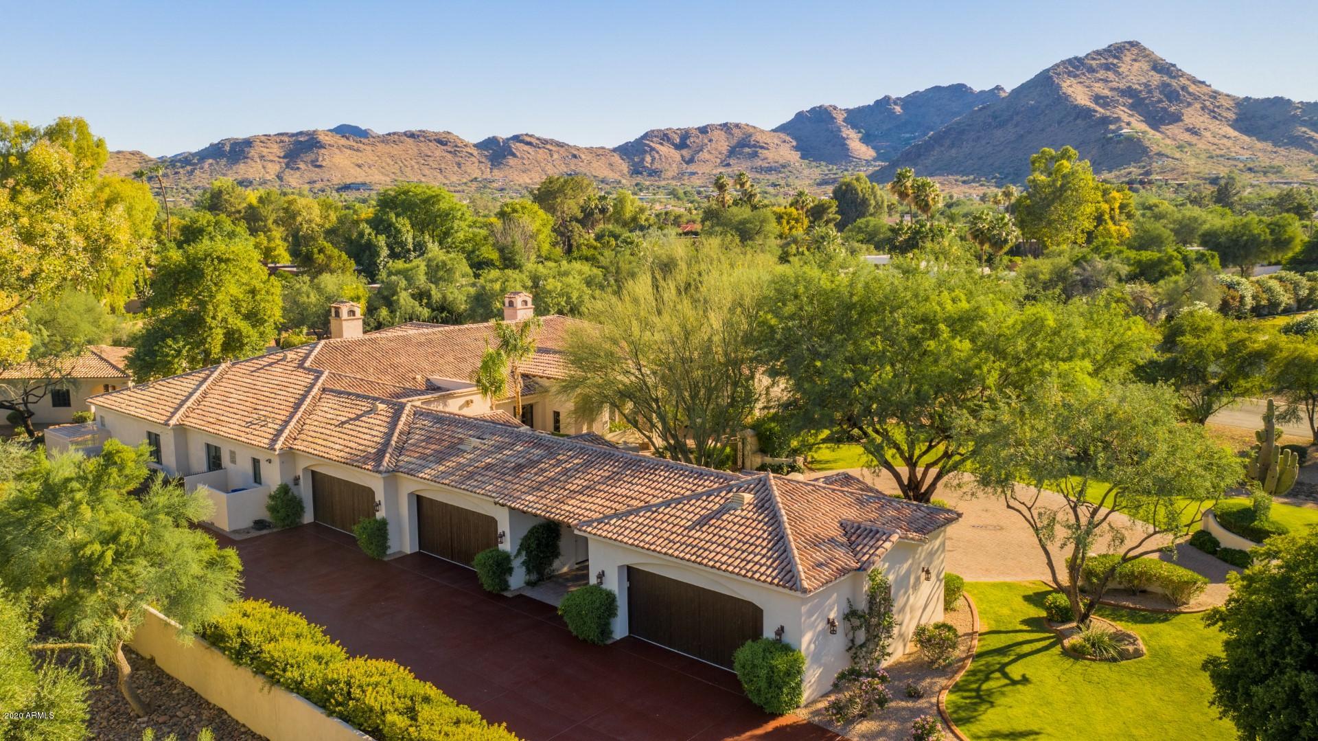 CAMELBACK COUNTRY CLUB ESTATES - Residential