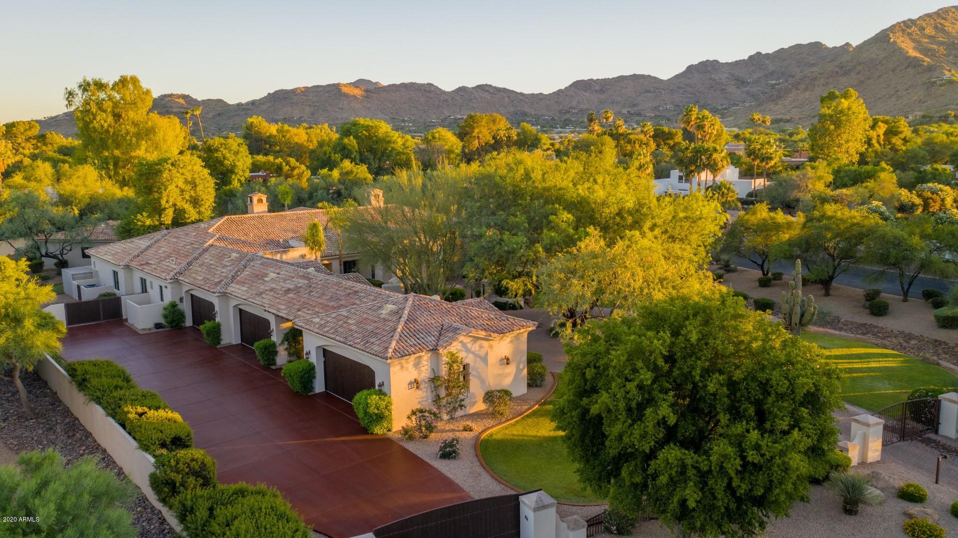 CAMELBACK COUNTRY CLUB ESTATES - Residential