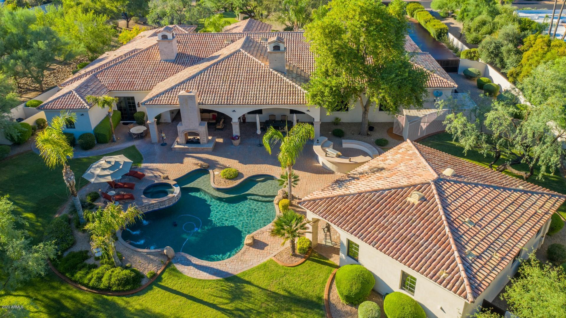 CAMELBACK COUNTRY CLUB ESTATES - Residential