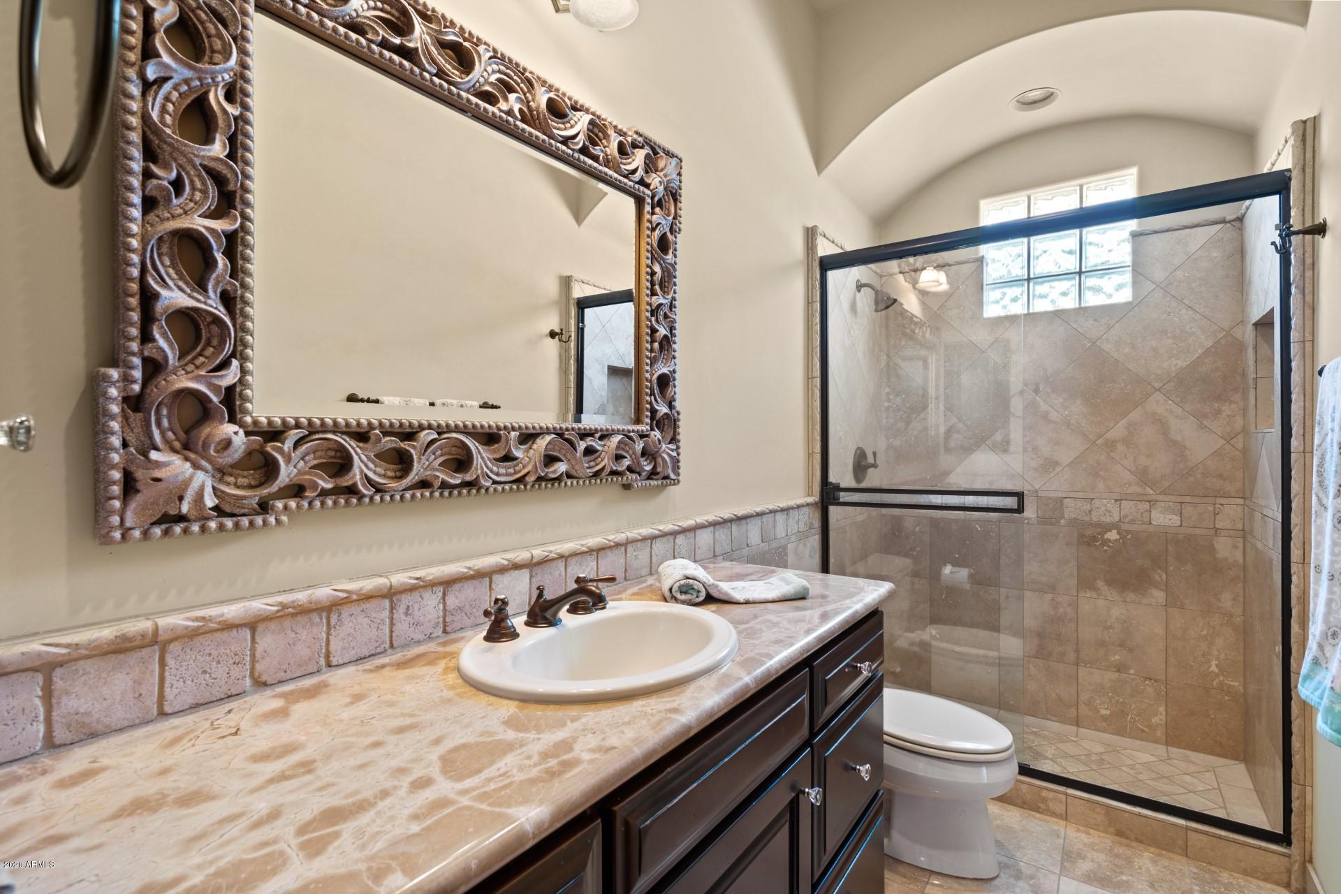 CAMELBACK COUNTRY CLUB ESTATES - Residential