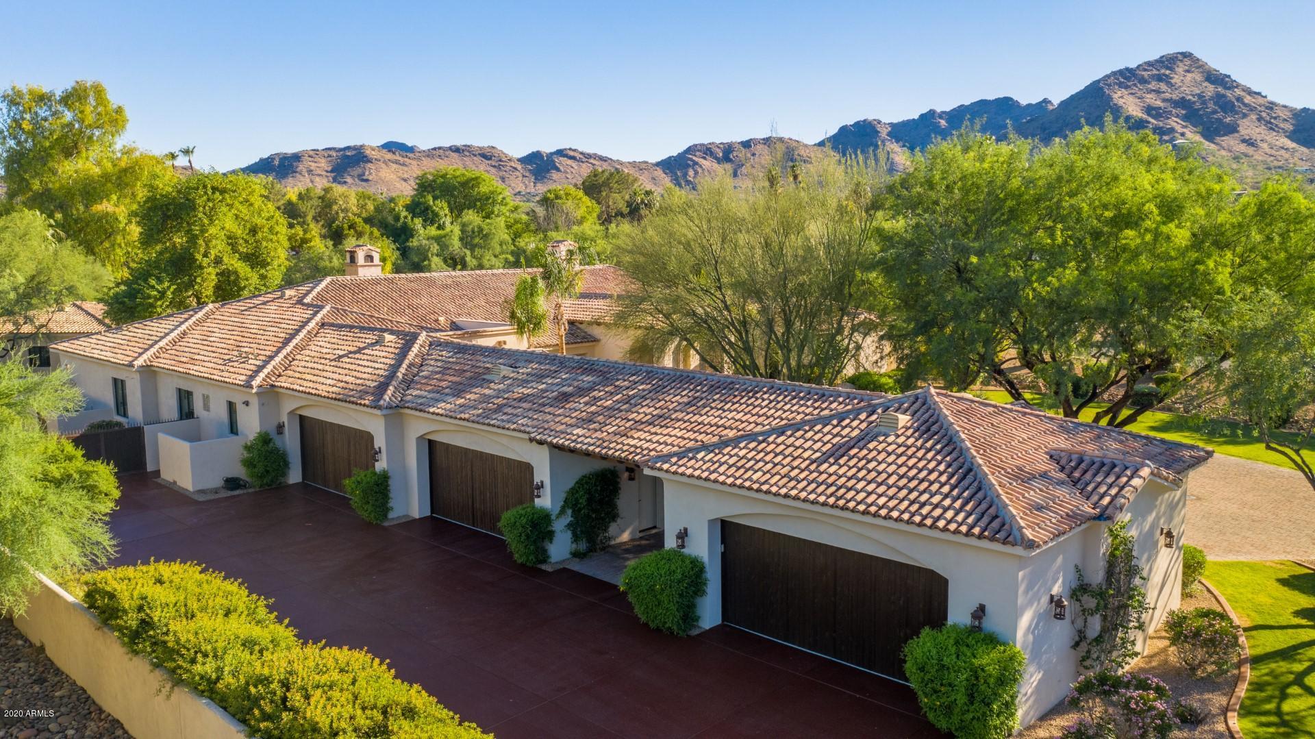 CAMELBACK COUNTRY CLUB ESTATES - Residential