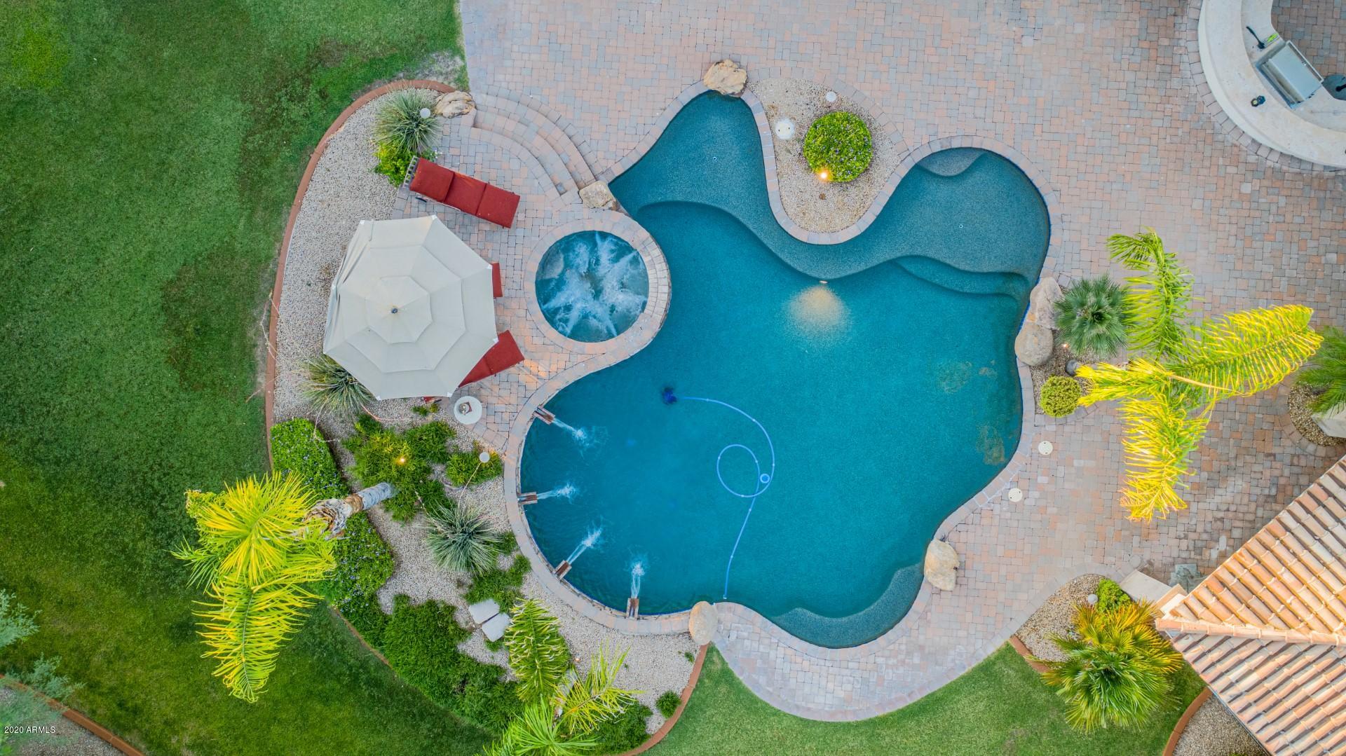CAMELBACK COUNTRY CLUB ESTATES - Residential