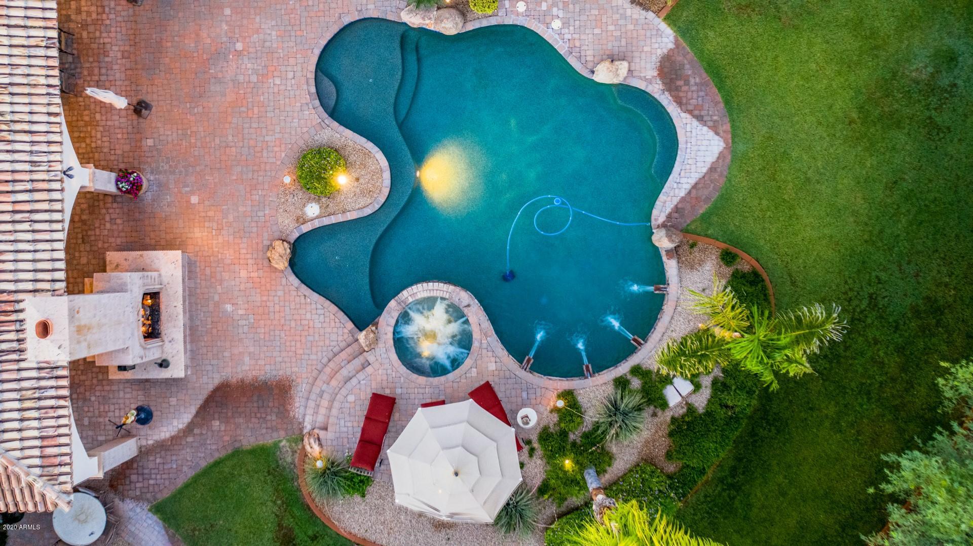 CAMELBACK COUNTRY CLUB ESTATES - Residential