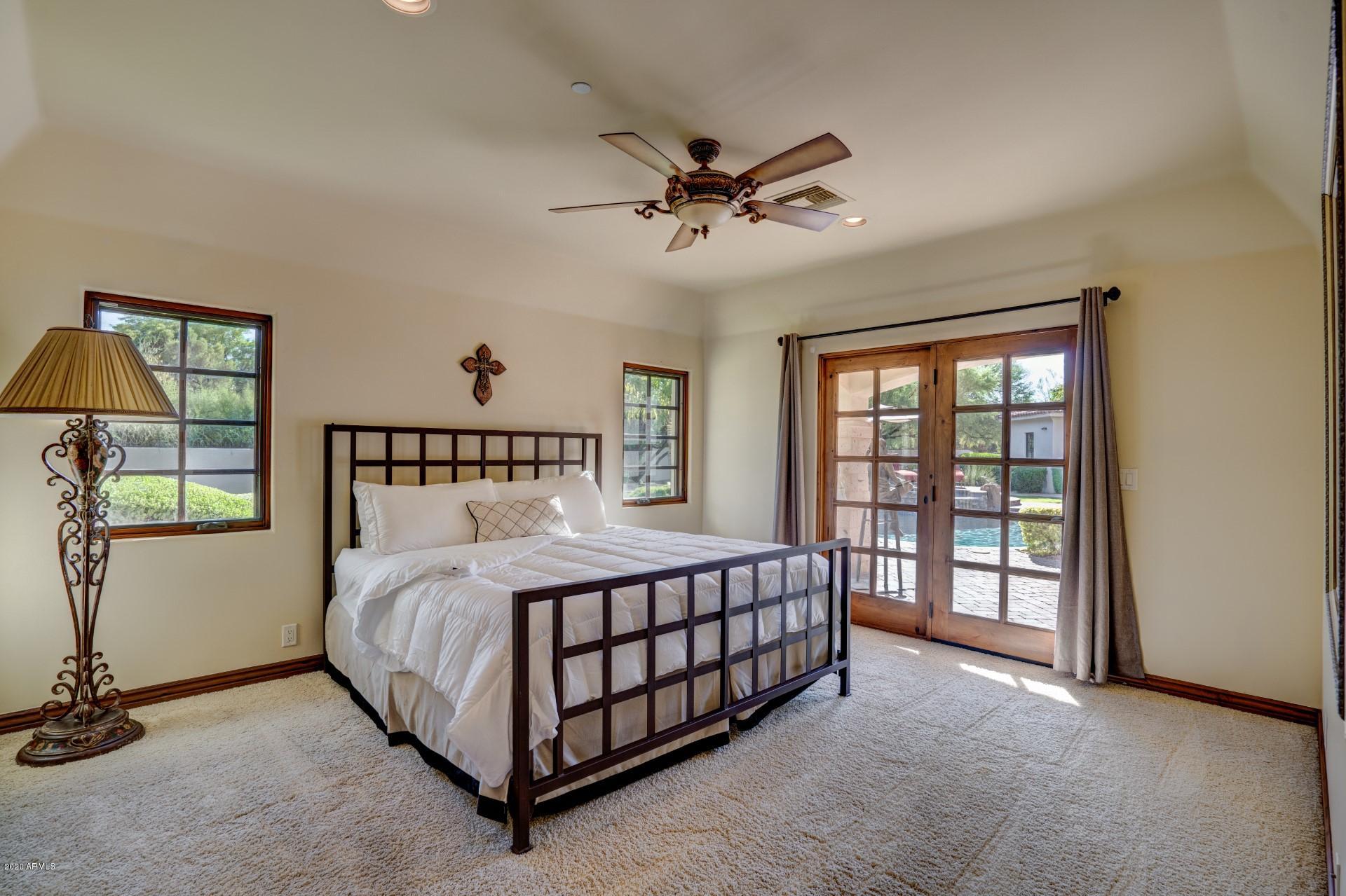 CAMELBACK COUNTRY CLUB ESTATES - Residential