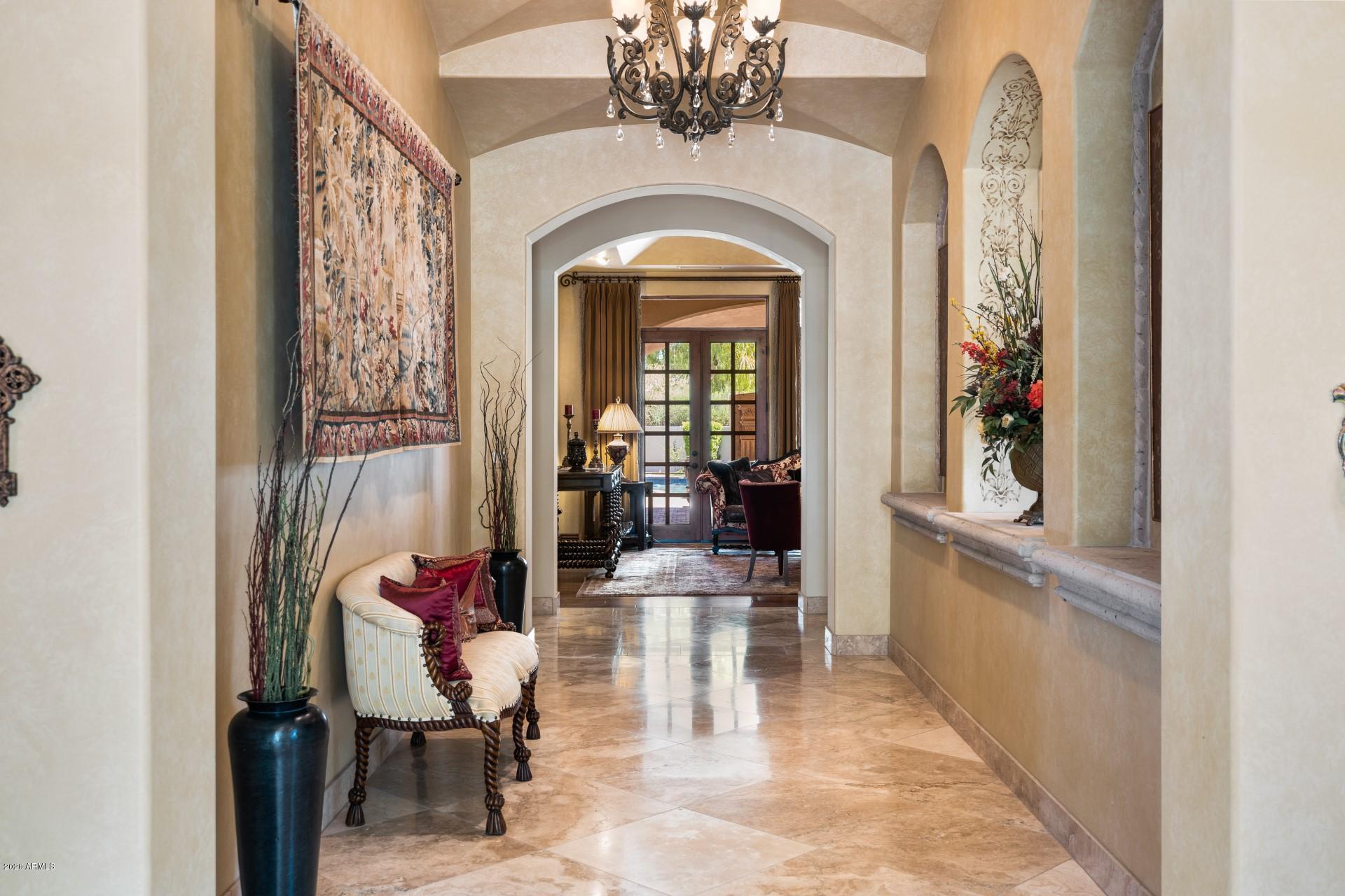 CAMELBACK COUNTRY CLUB ESTATES - Residential