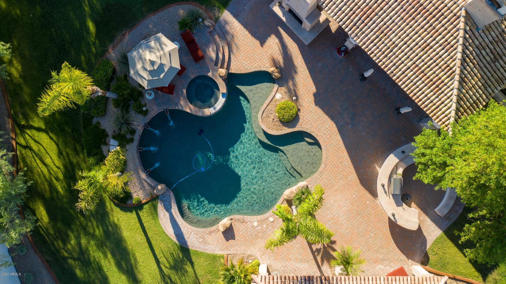 CAMELBACK COUNTRY CLUB ESTATES - Residential