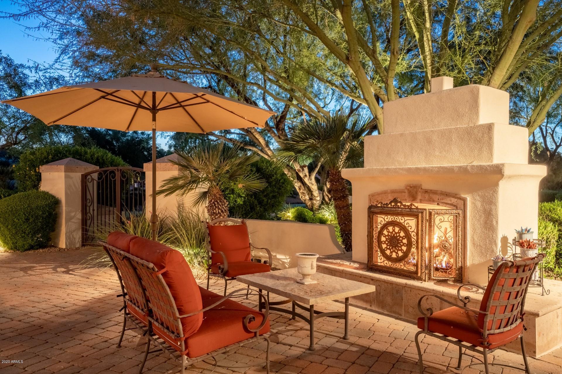 CAMELBACK COUNTRY CLUB ESTATES - Residential