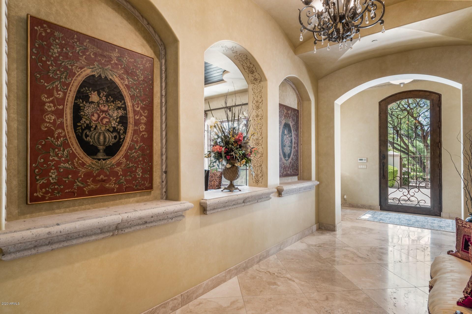 CAMELBACK COUNTRY CLUB ESTATES - Residential