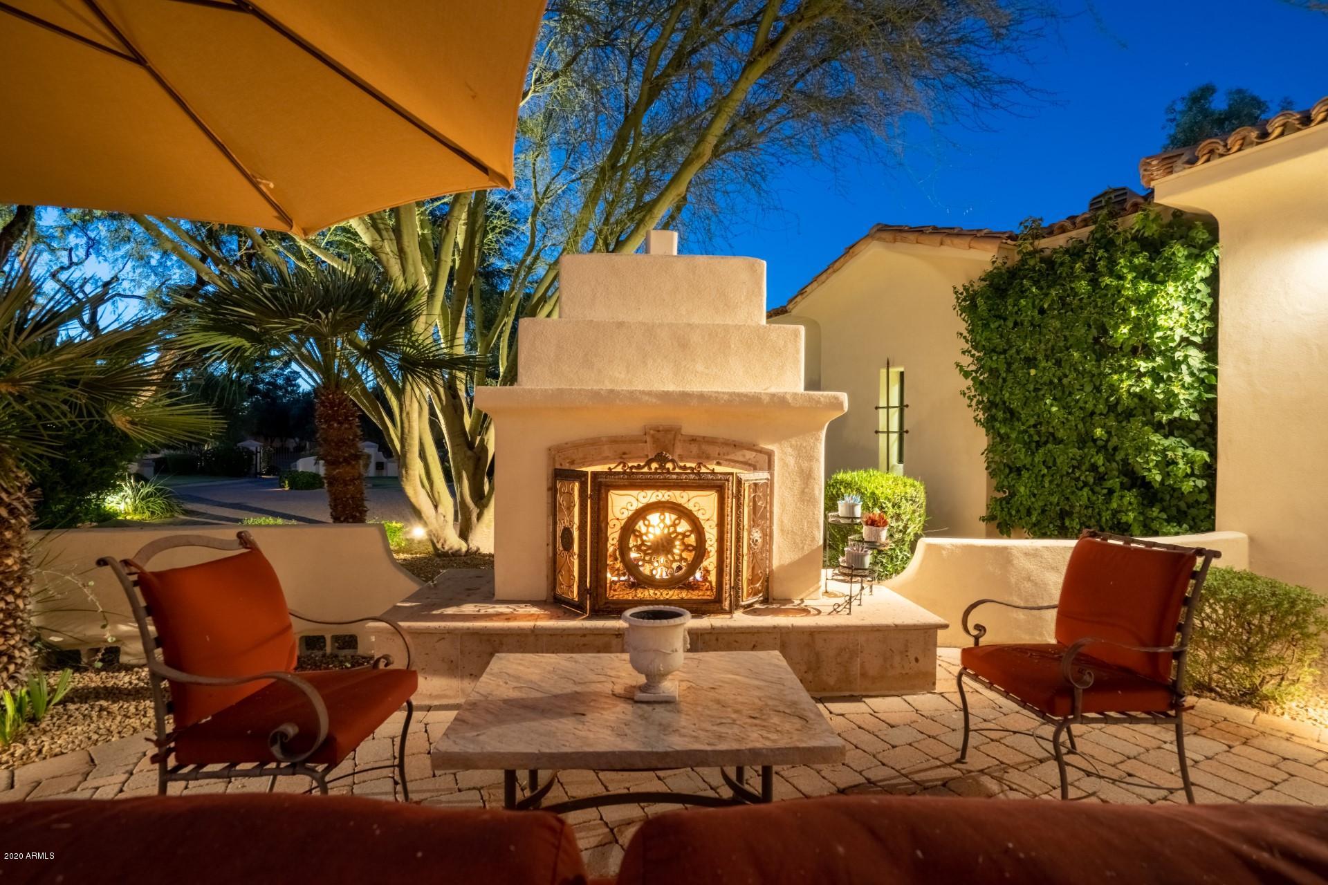 CAMELBACK COUNTRY CLUB ESTATES - Residential