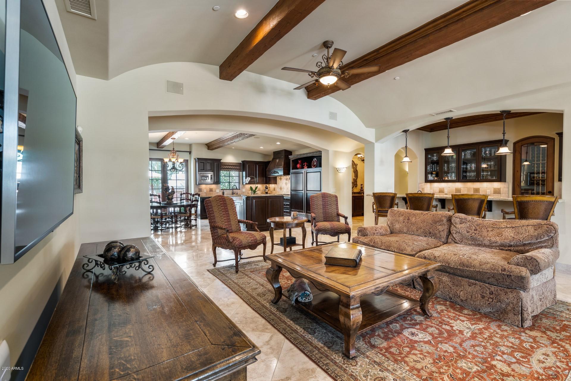 CAMELBACK COUNTRY CLUB ESTATES - Residential