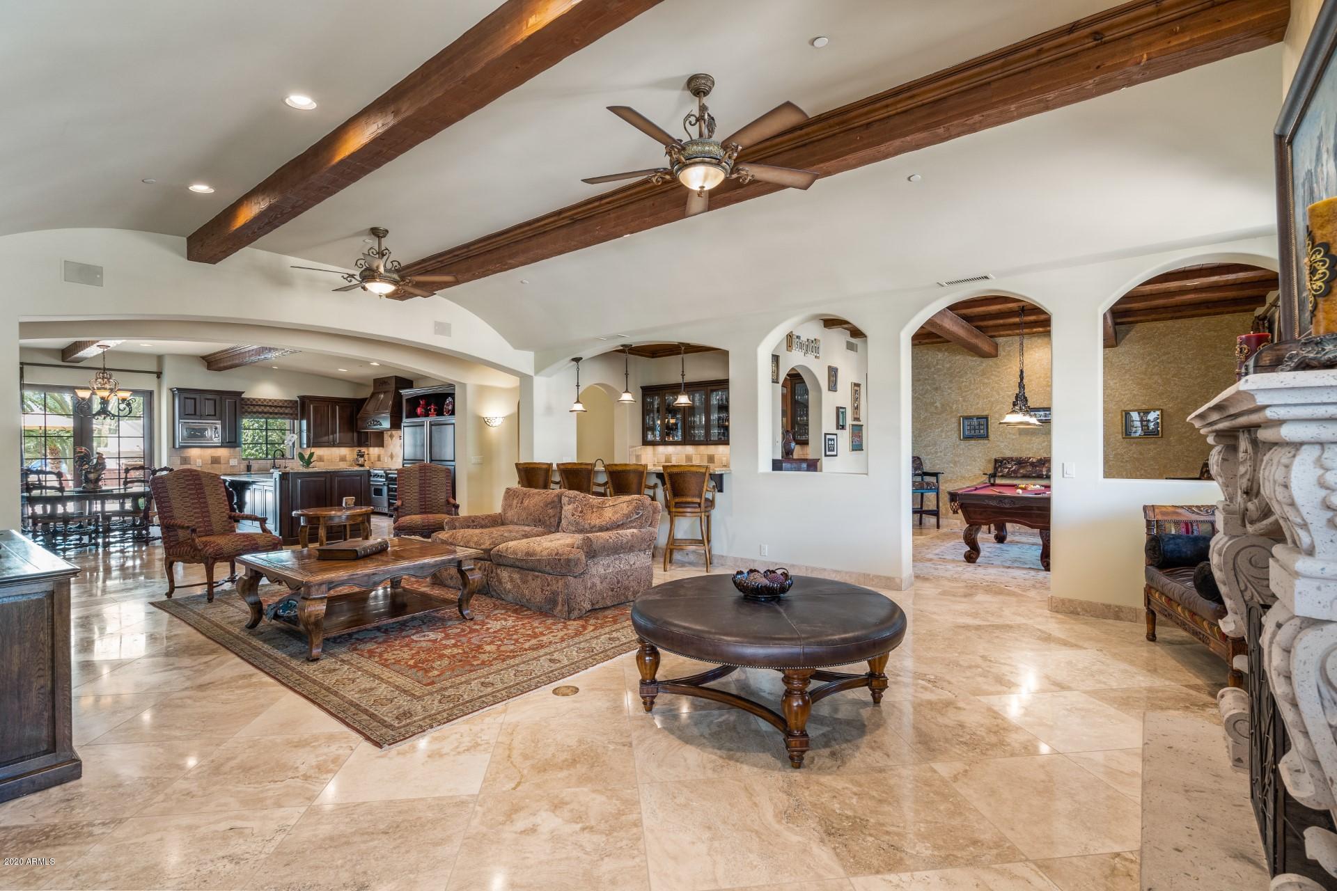 CAMELBACK COUNTRY CLUB ESTATES - Residential