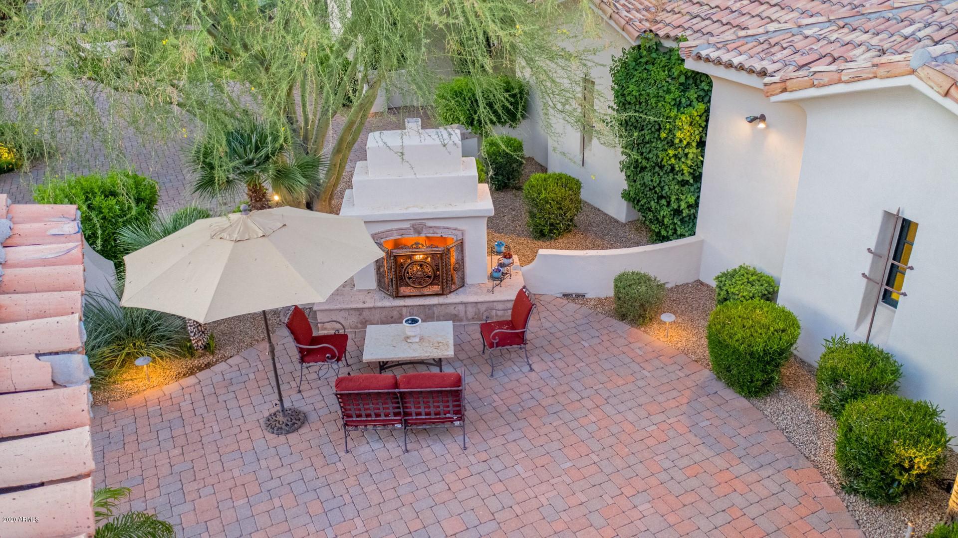 CAMELBACK COUNTRY CLUB ESTATES - Residential