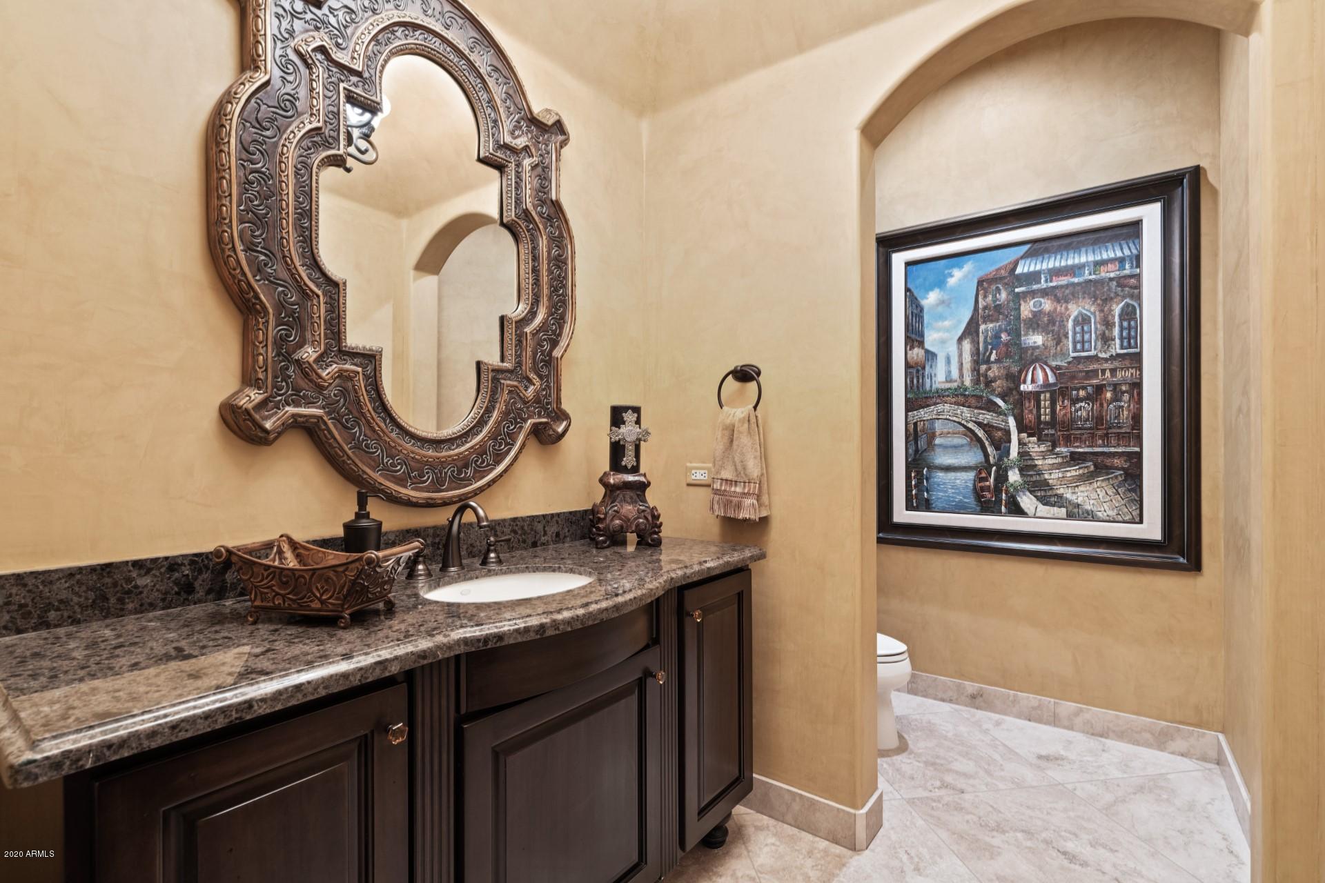 CAMELBACK COUNTRY CLUB ESTATES - Residential