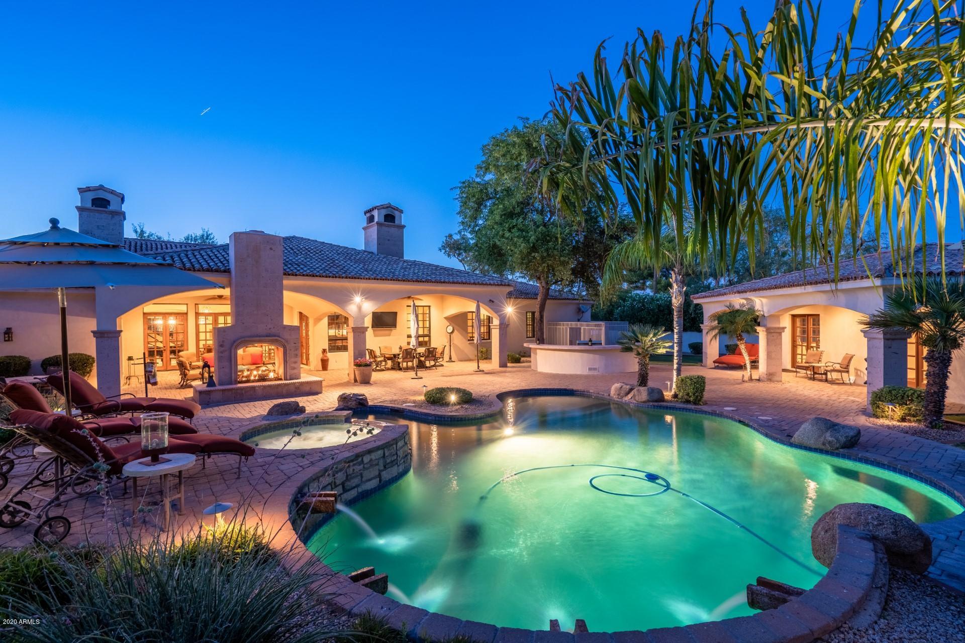 CAMELBACK COUNTRY CLUB ESTATES - Residential