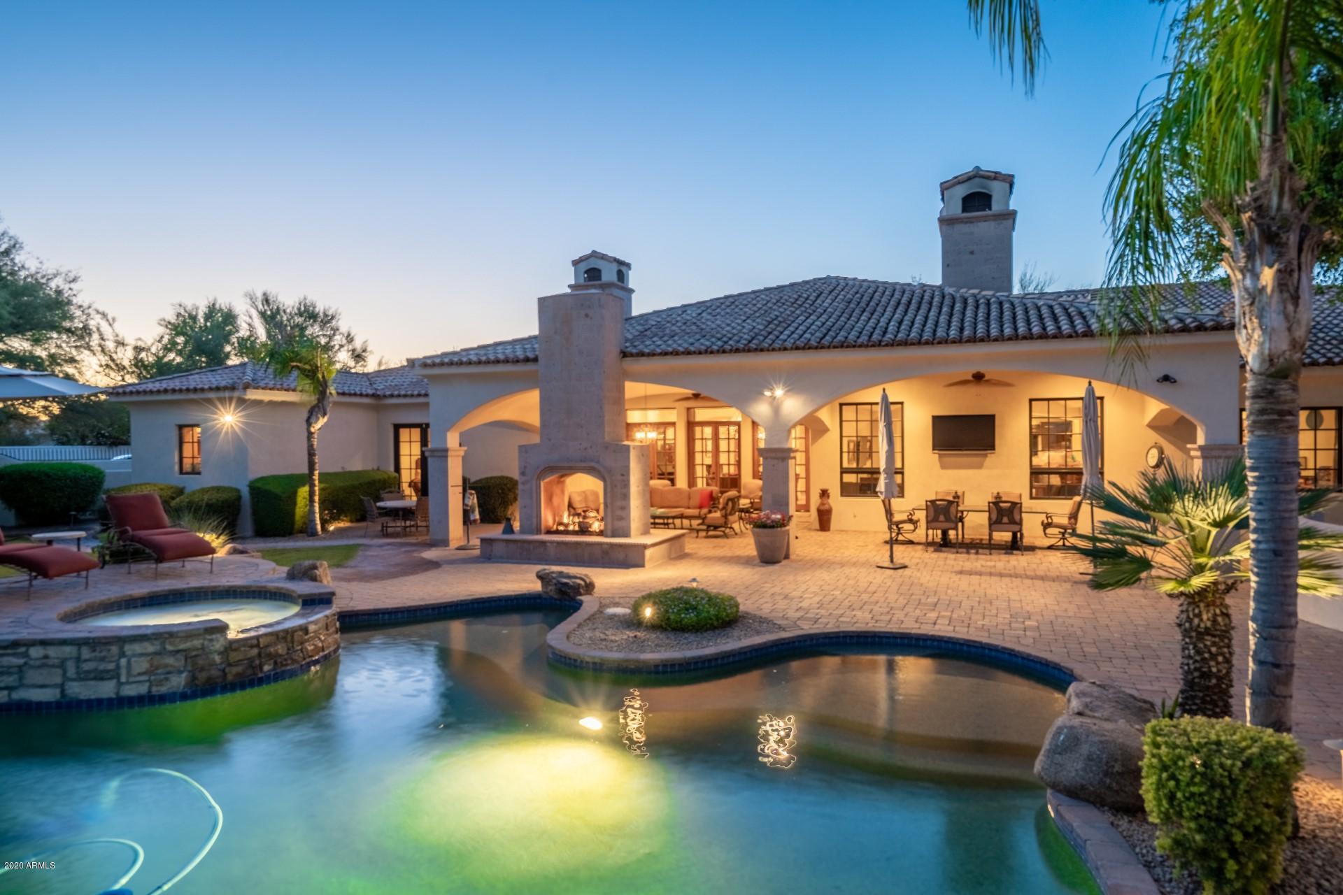 CAMELBACK COUNTRY CLUB ESTATES - Residential
