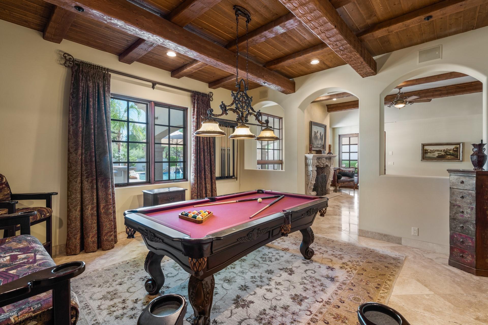 CAMELBACK COUNTRY CLUB ESTATES - Residential