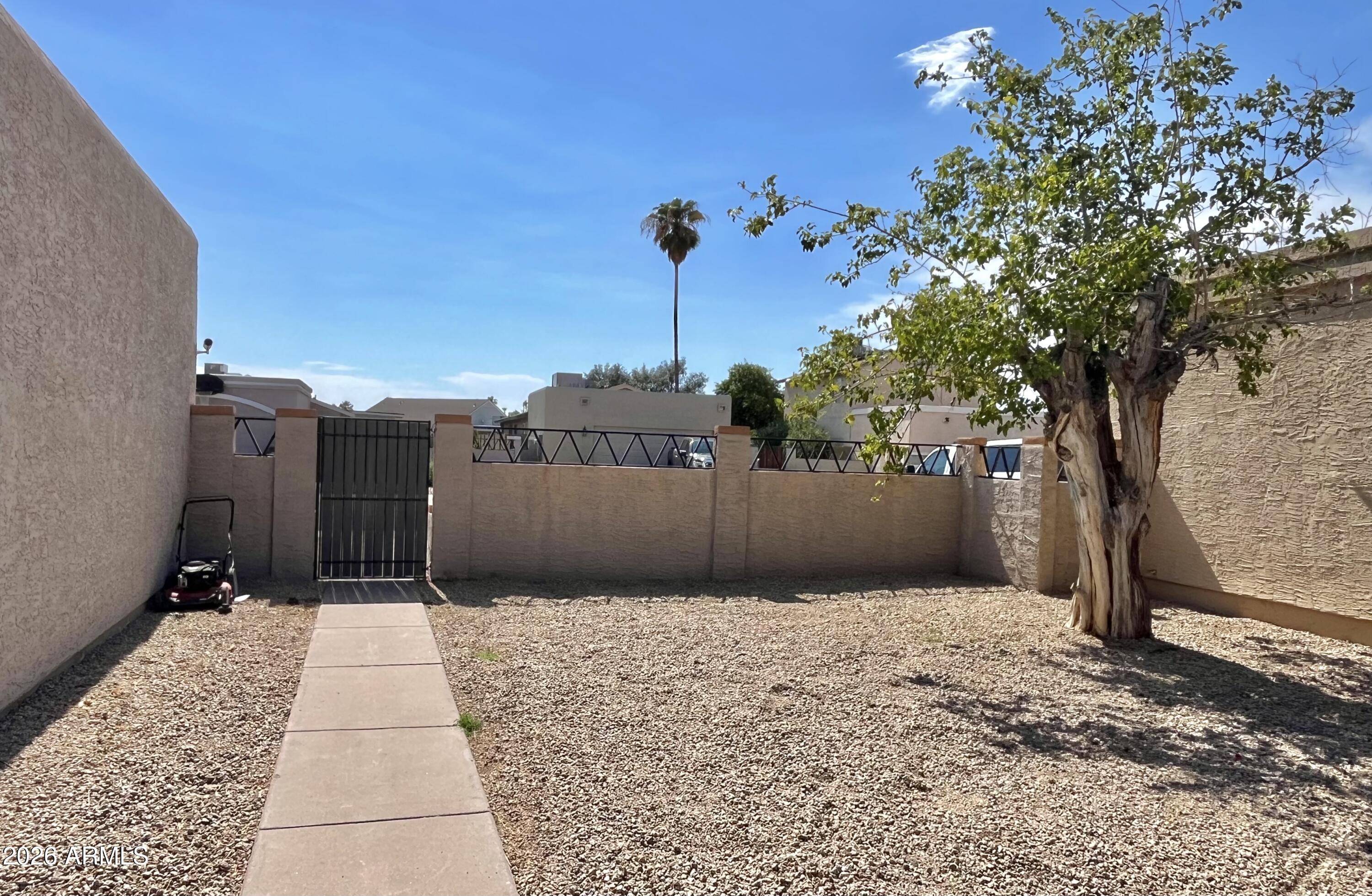 OVERLAND HILLS AMD - Residential