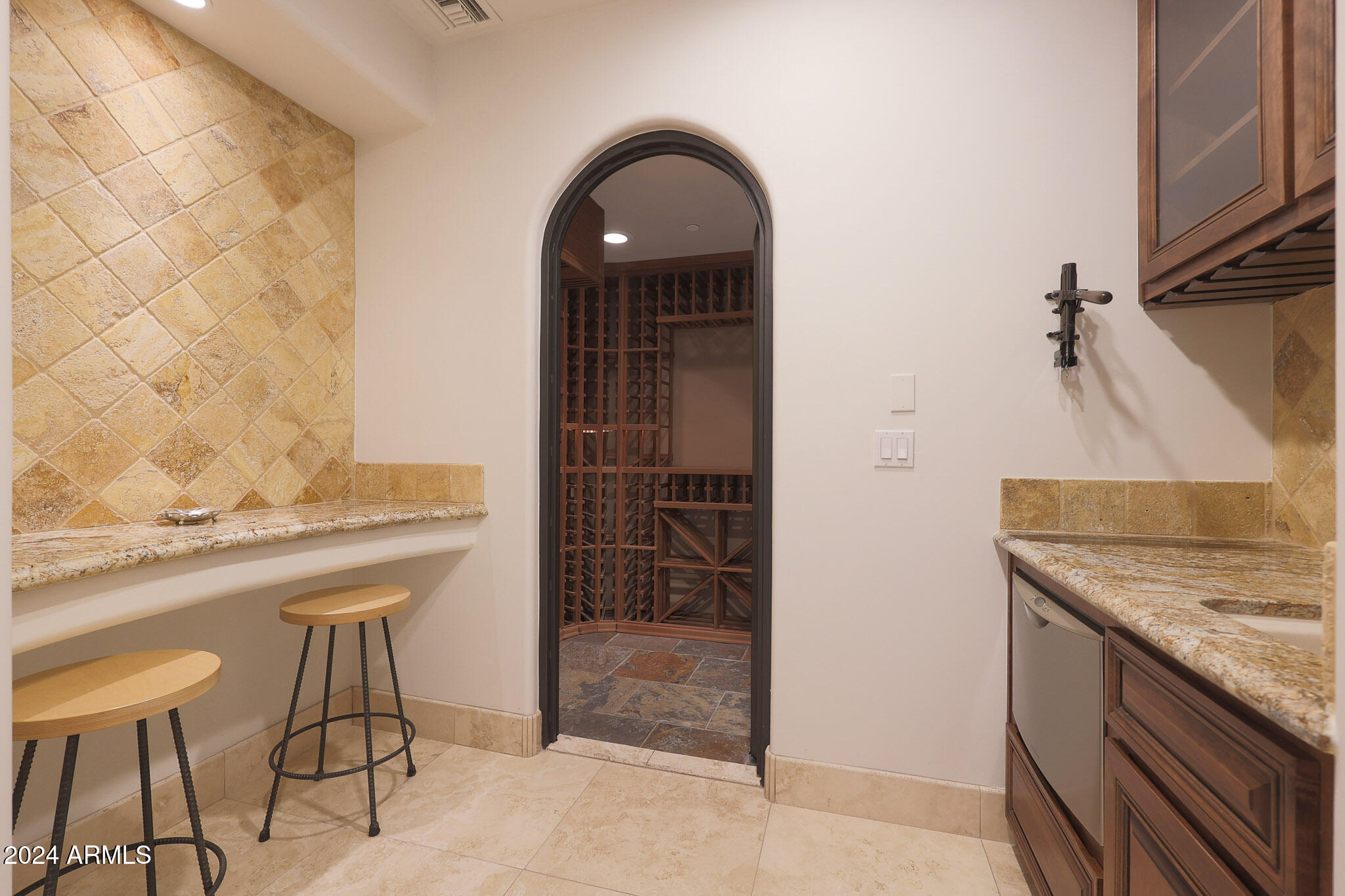 ESTATE ANTIGUA - Residential