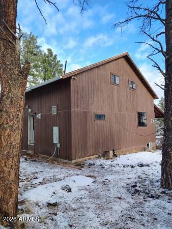 Cabin in Tall Pines, Wooded 5 Acres
2 and 1 1500 sq. feet
Beautiful Knotty Pine Throughout
Vaulted Ceiling
Solar Panels Detached Garage
Very Private
Observation Tower
Comes with 40 foot trailer
$290 K now or $320 when
repairs complete