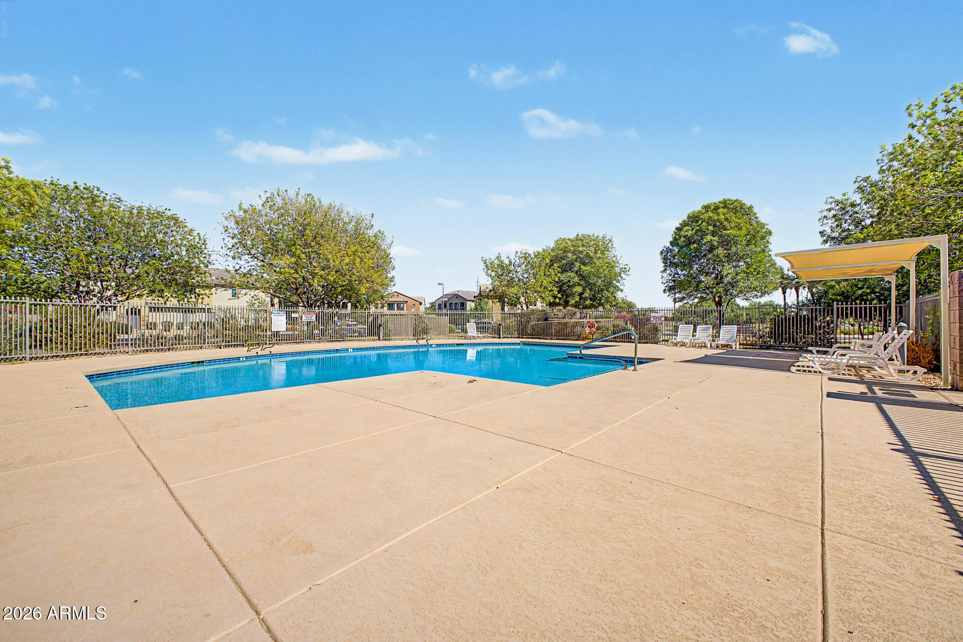 CANYON TRAILS COURTHOMES CONDOMINIUM - Residential