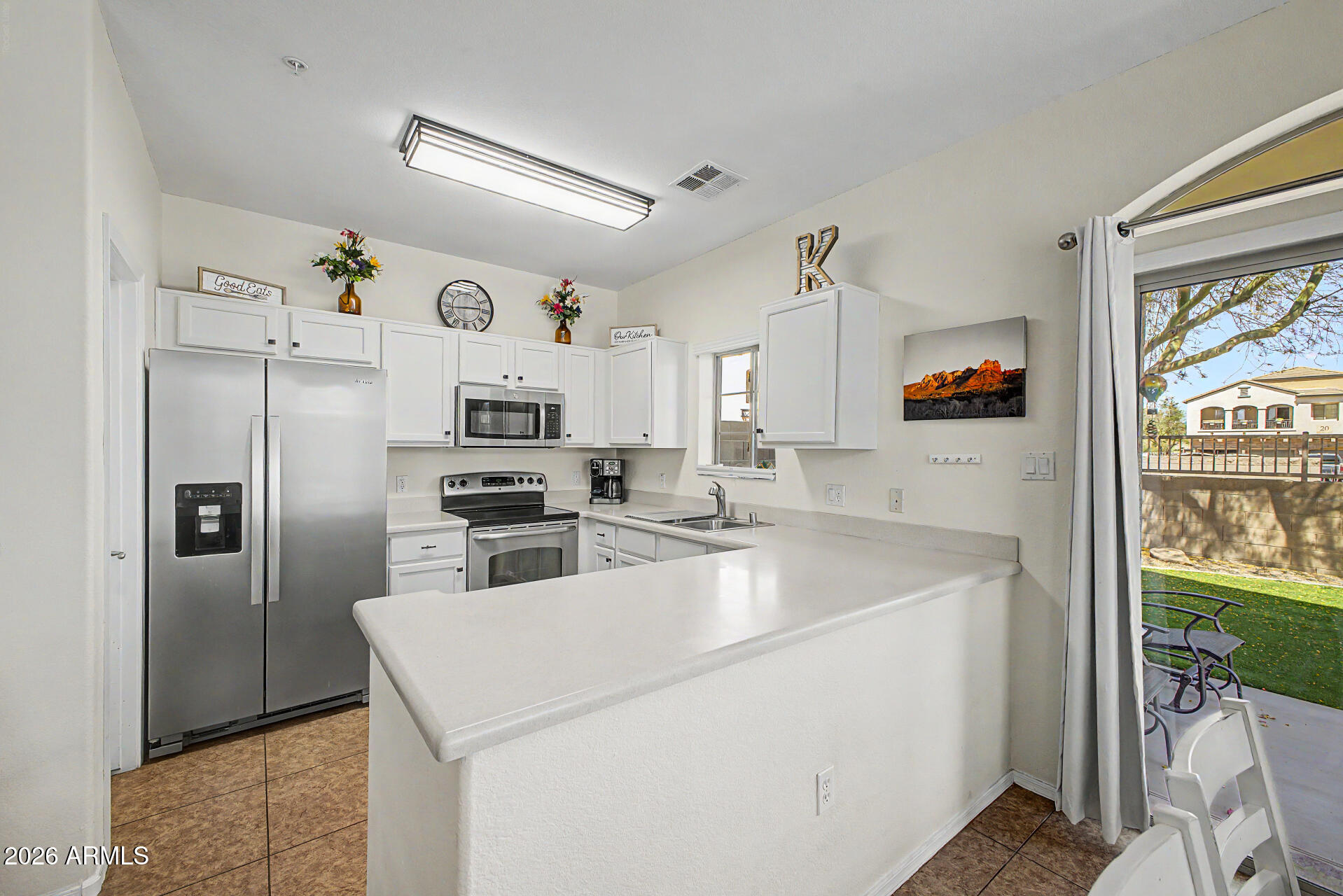CANYON TRAILS COURTHOMES CONDOMINIUM - Residential
