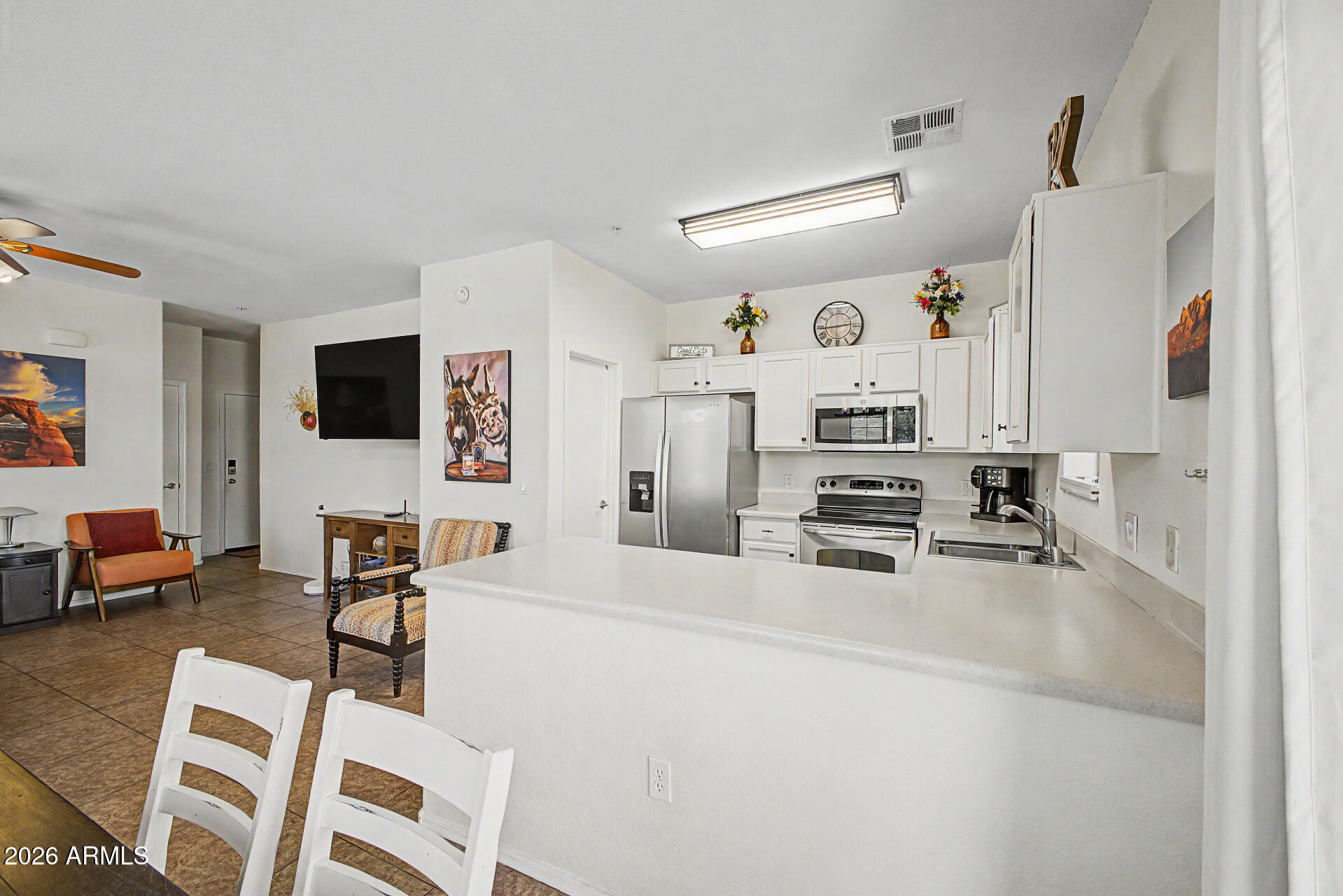 CANYON TRAILS COURTHOMES CONDOMINIUM - Residential