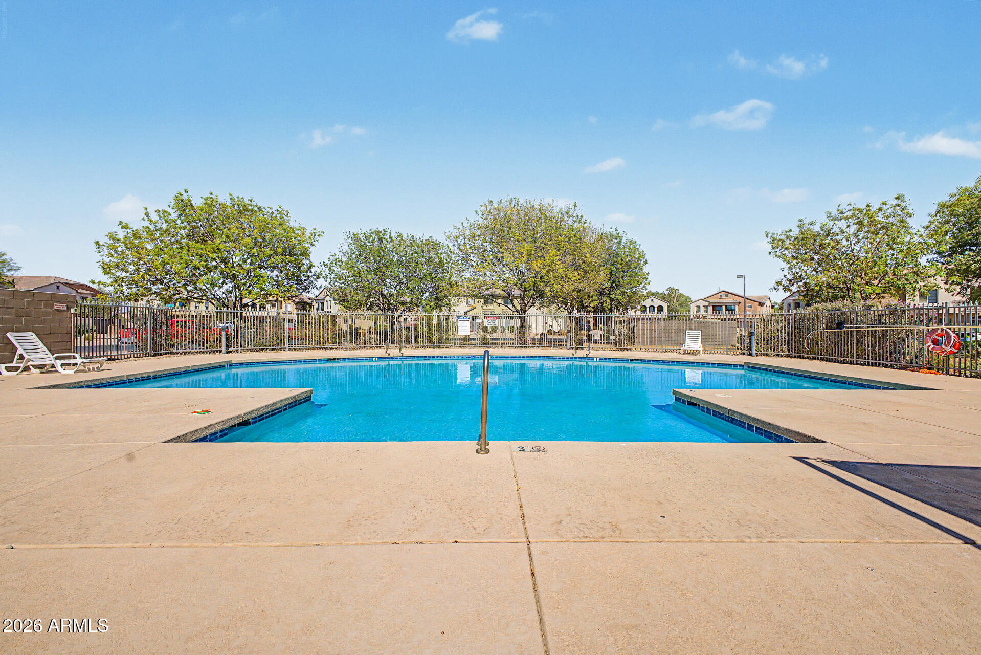 CANYON TRAILS COURTHOMES CONDOMINIUM - Residential