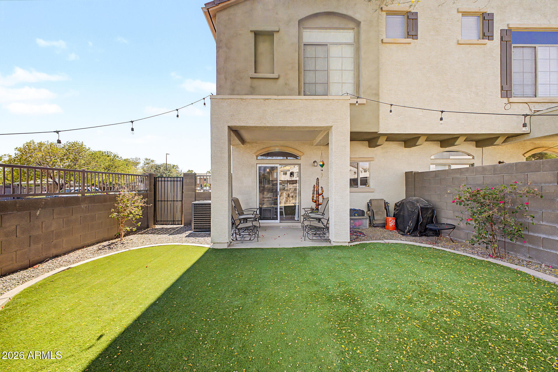 CANYON TRAILS COURTHOMES CONDOMINIUM - Residential