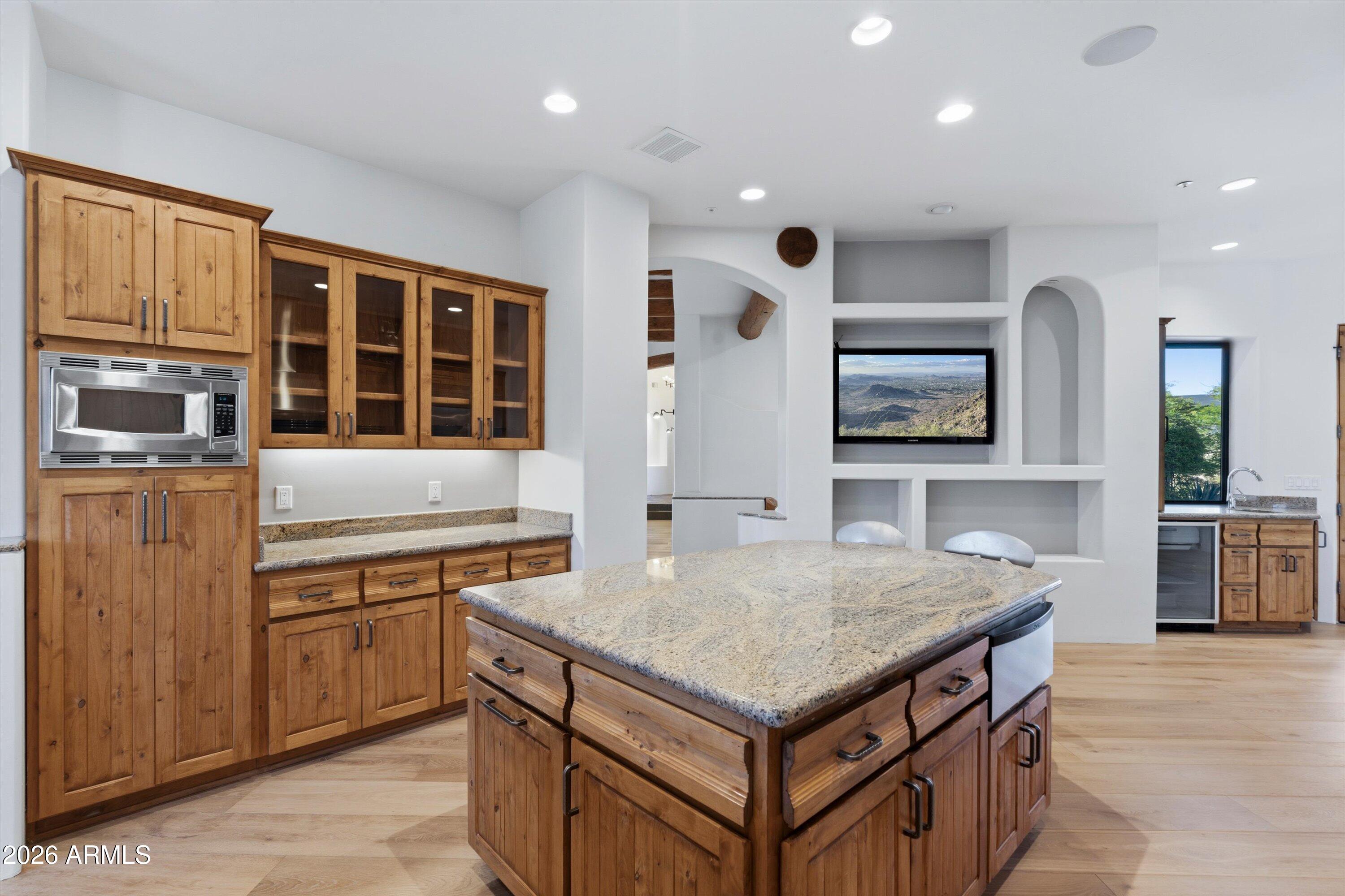 CAREFREE HILLS - Residential