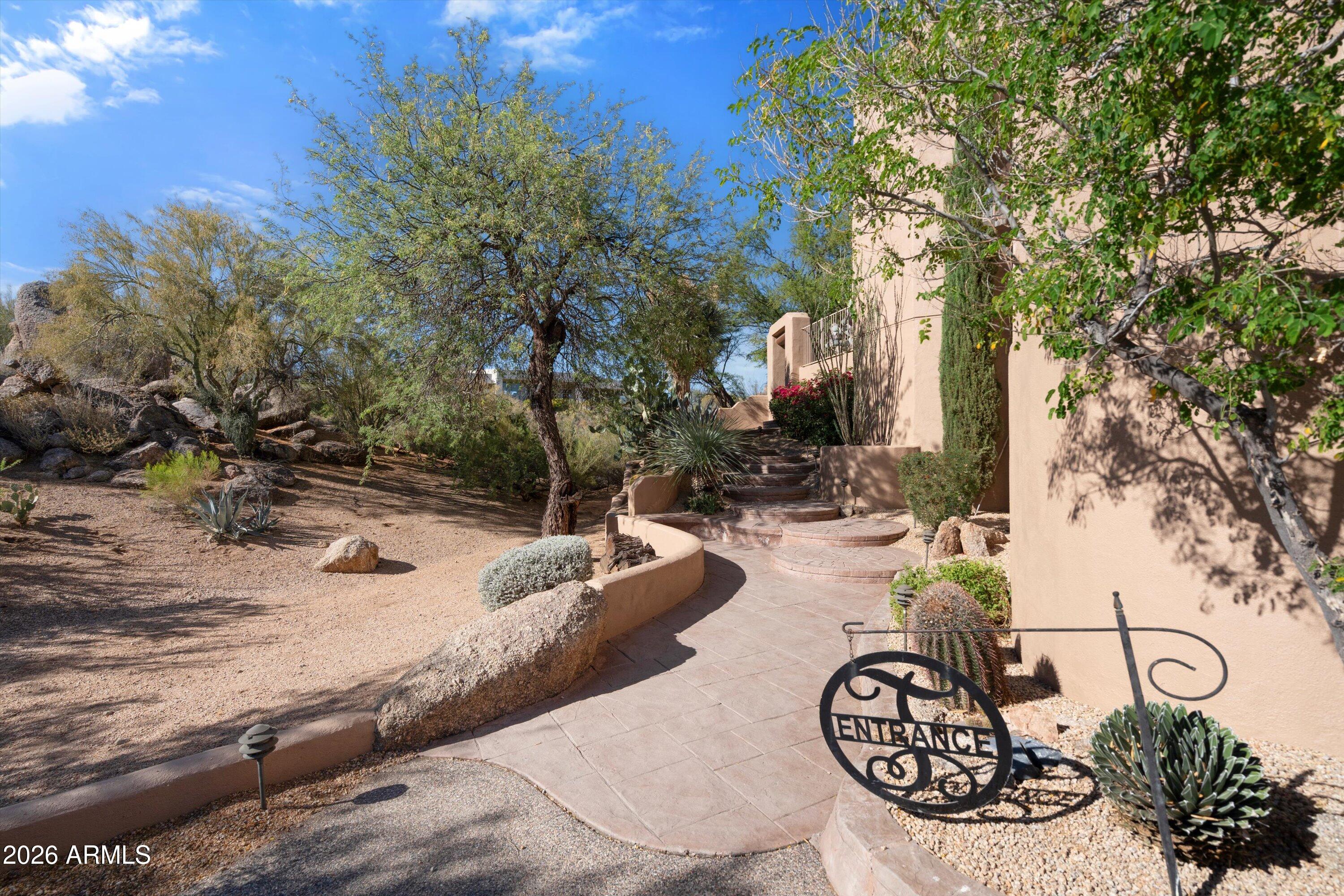 CAREFREE HILLS - Residential