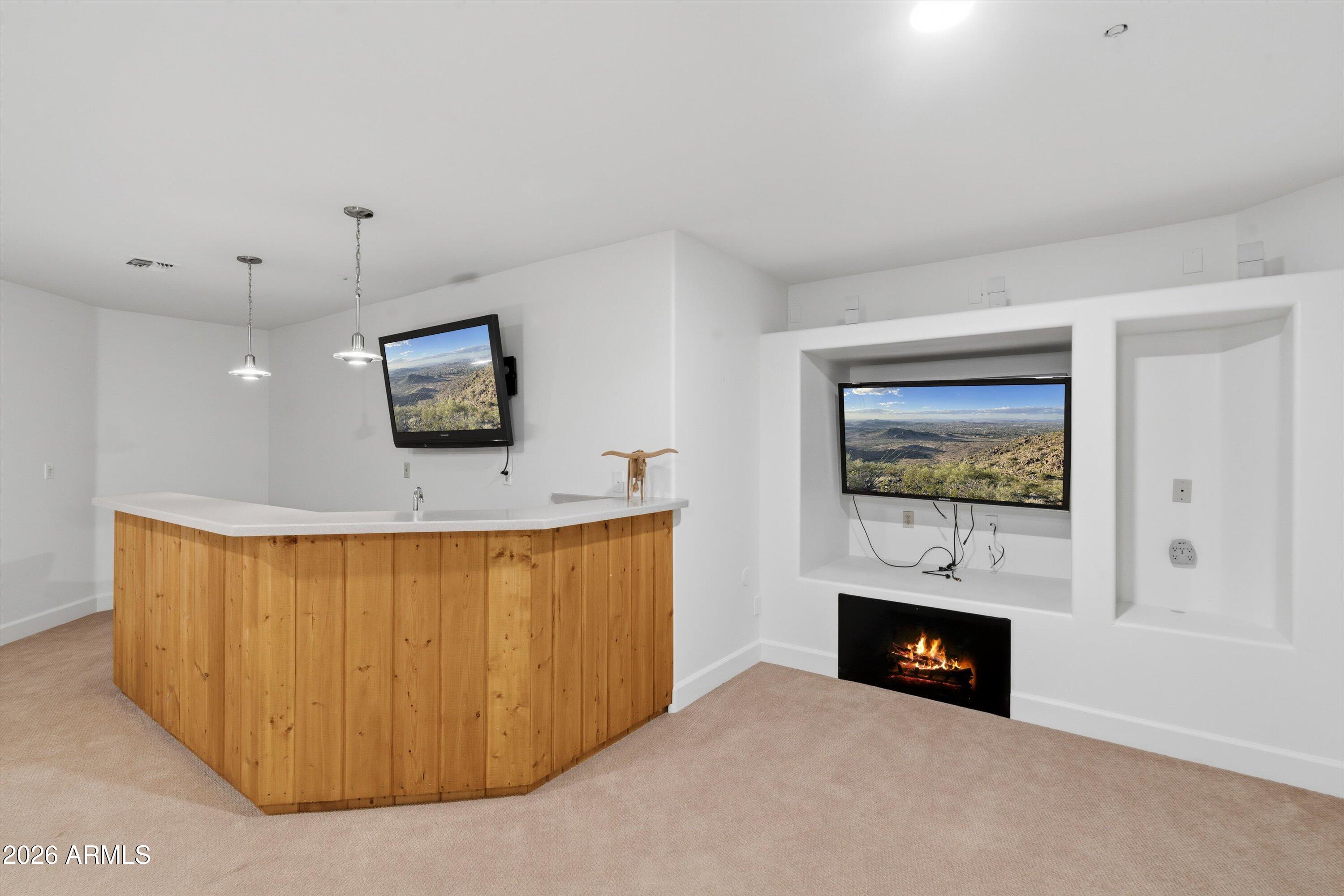 CAREFREE HILLS - Residential
