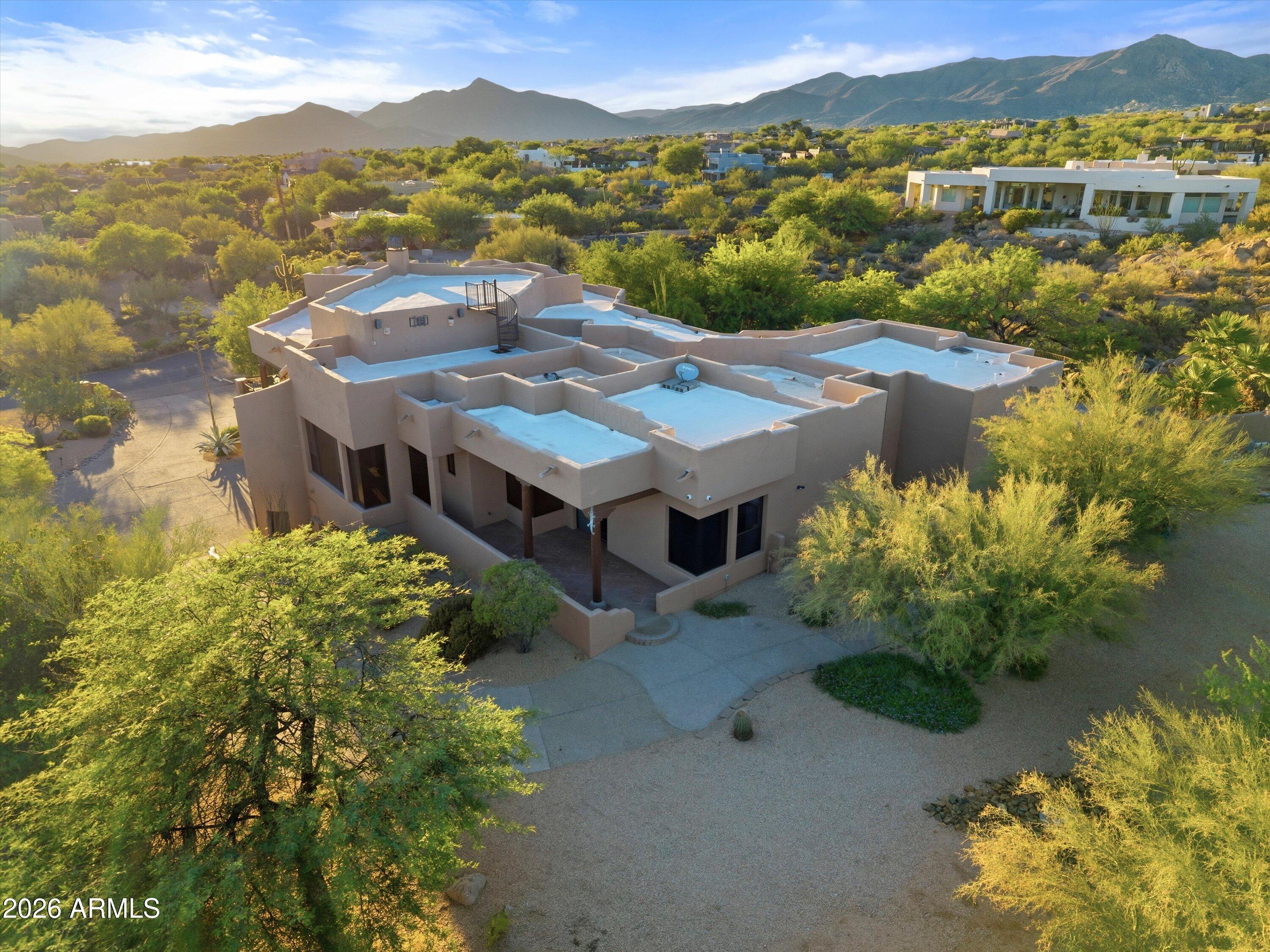 CAREFREE HILLS - Residential