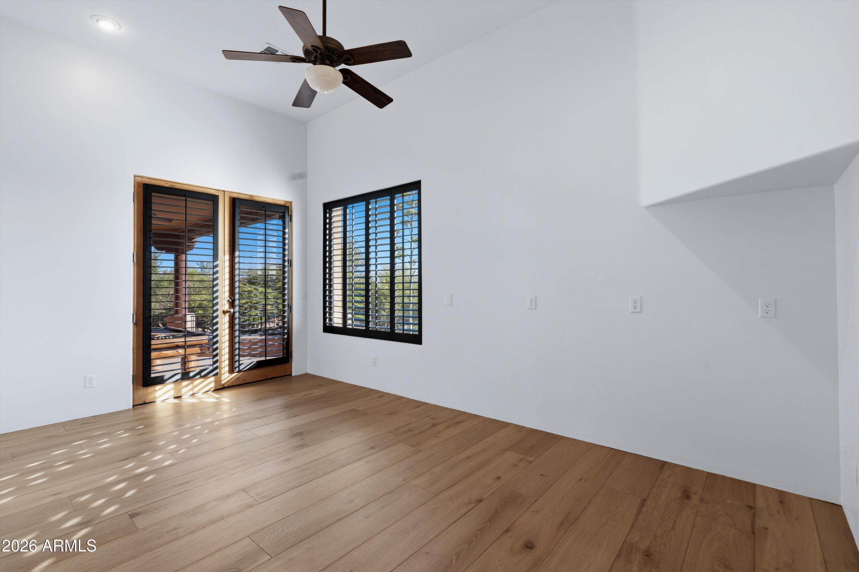 CAREFREE HILLS - Residential