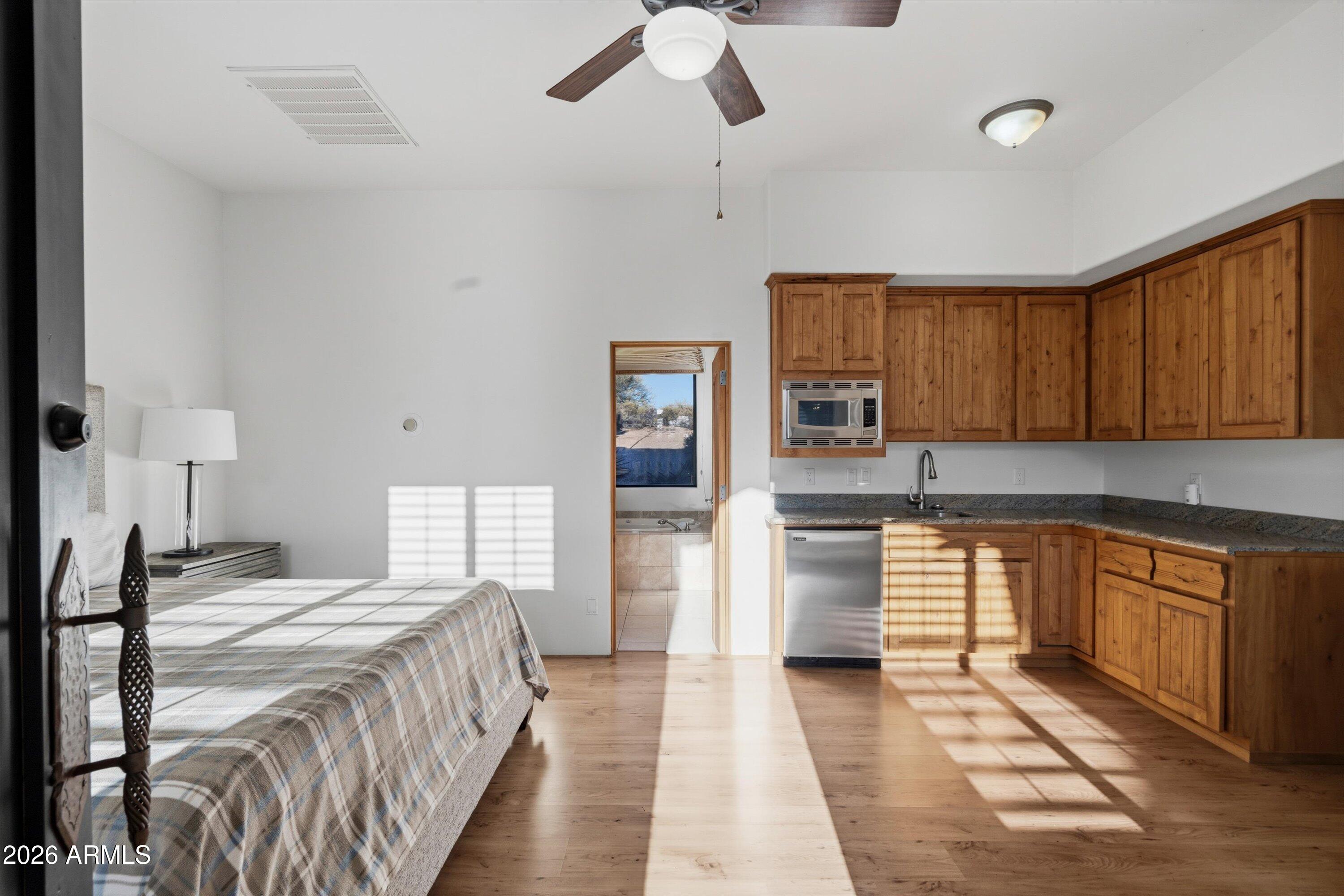 CAREFREE HILLS - Residential