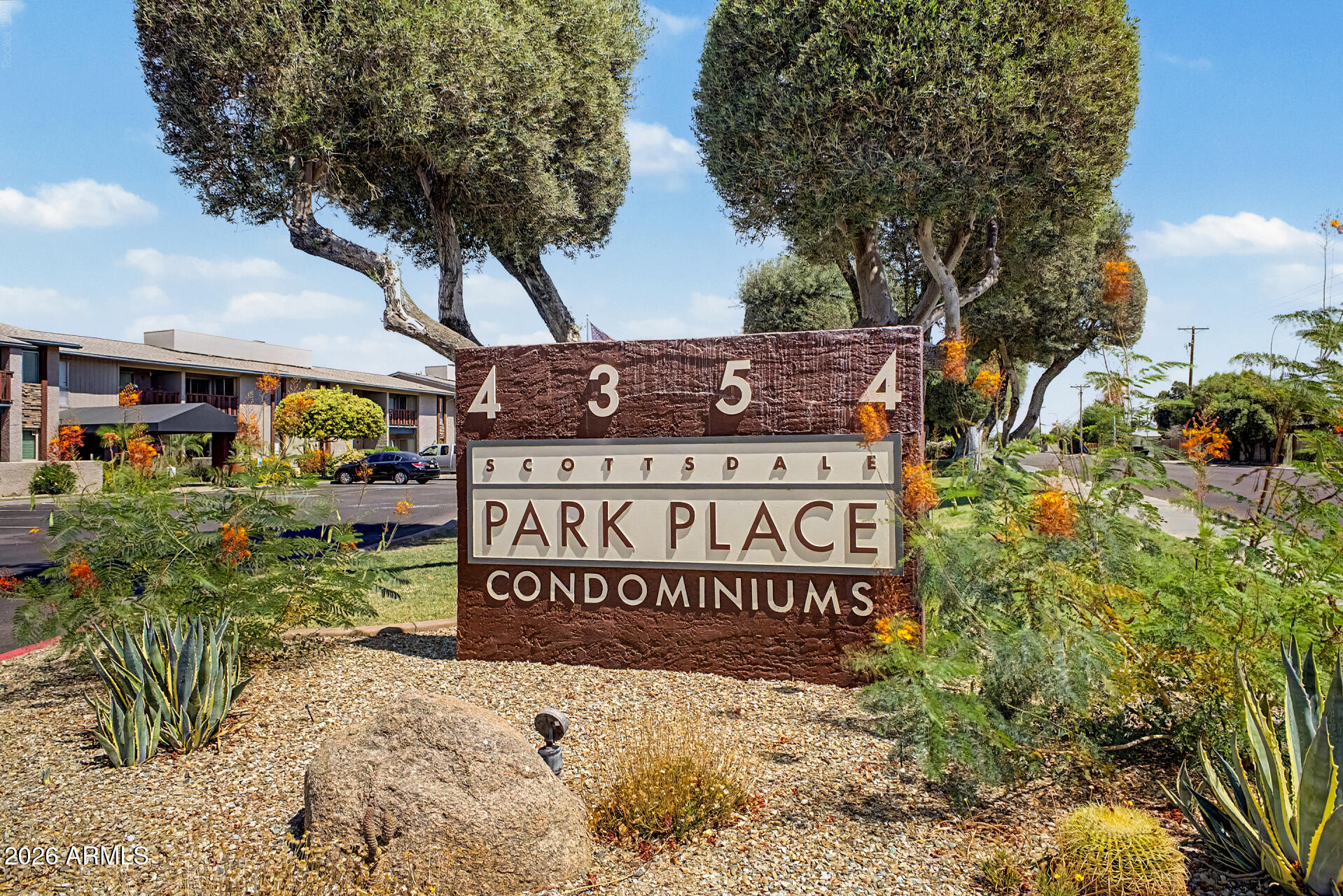 SCOTTSDALE PARK PLACE CONDOMINIUM - Residential
