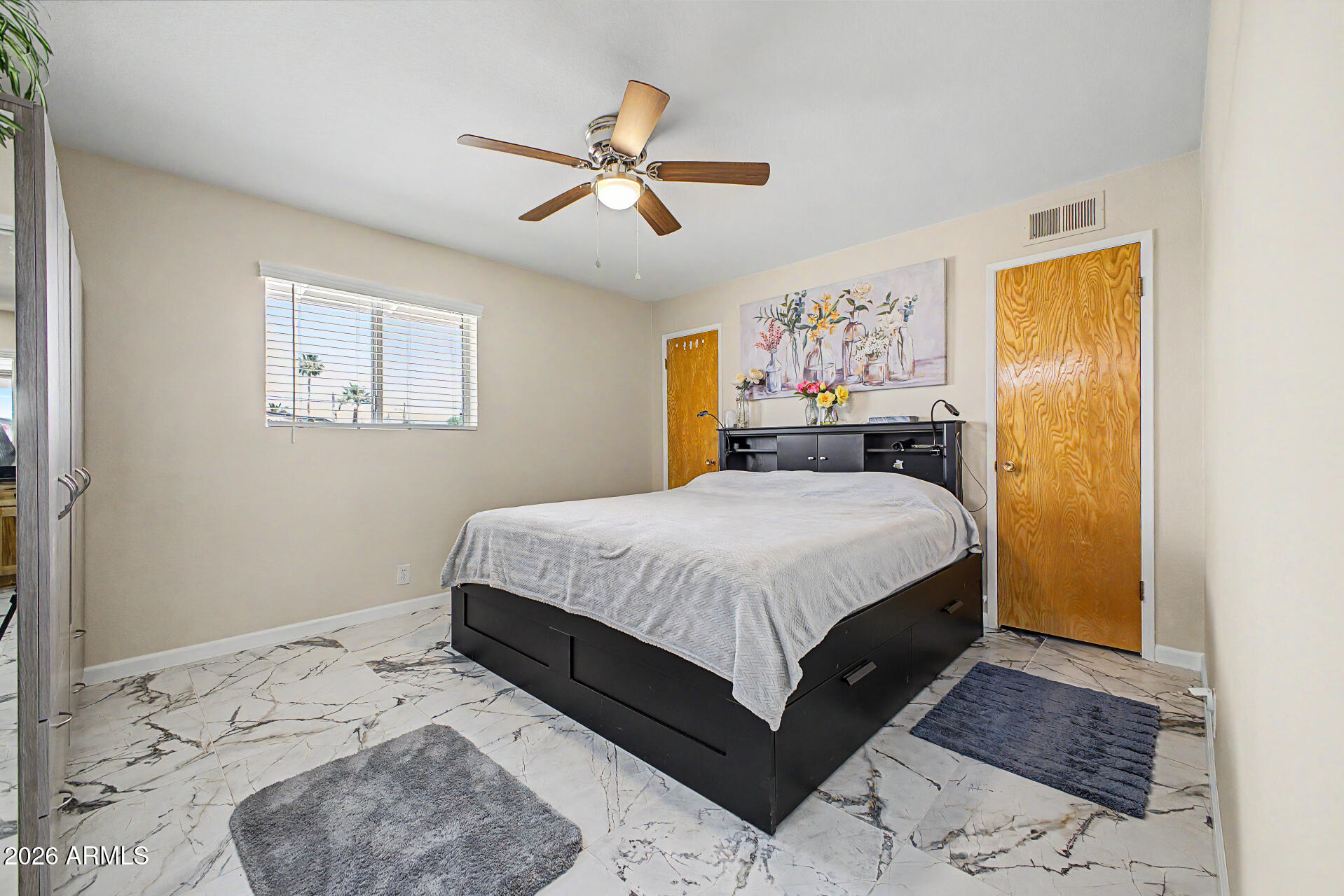 DREAMLAND VILLA 4 - Residential Lease