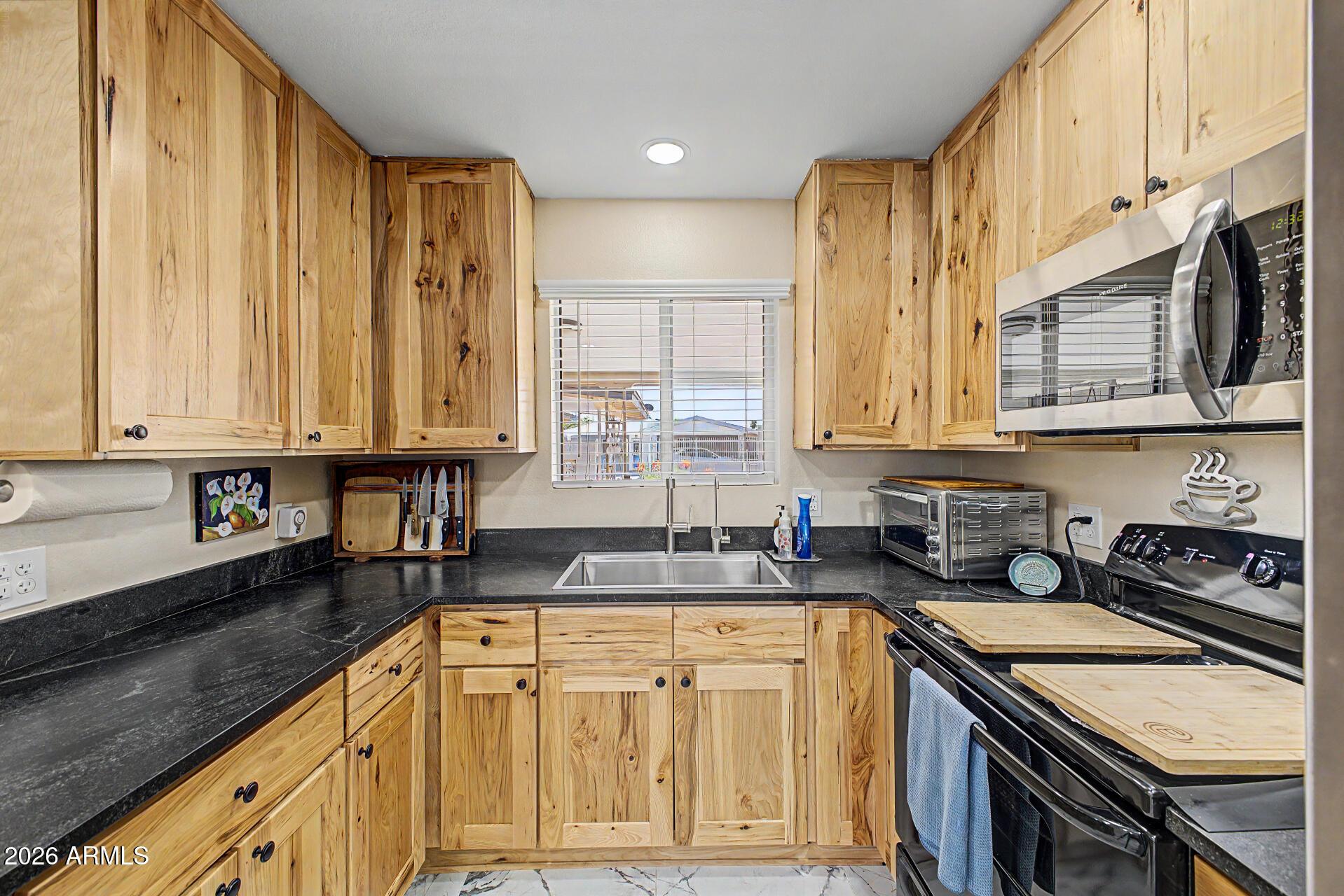 DREAMLAND VILLA 4 - Residential Lease