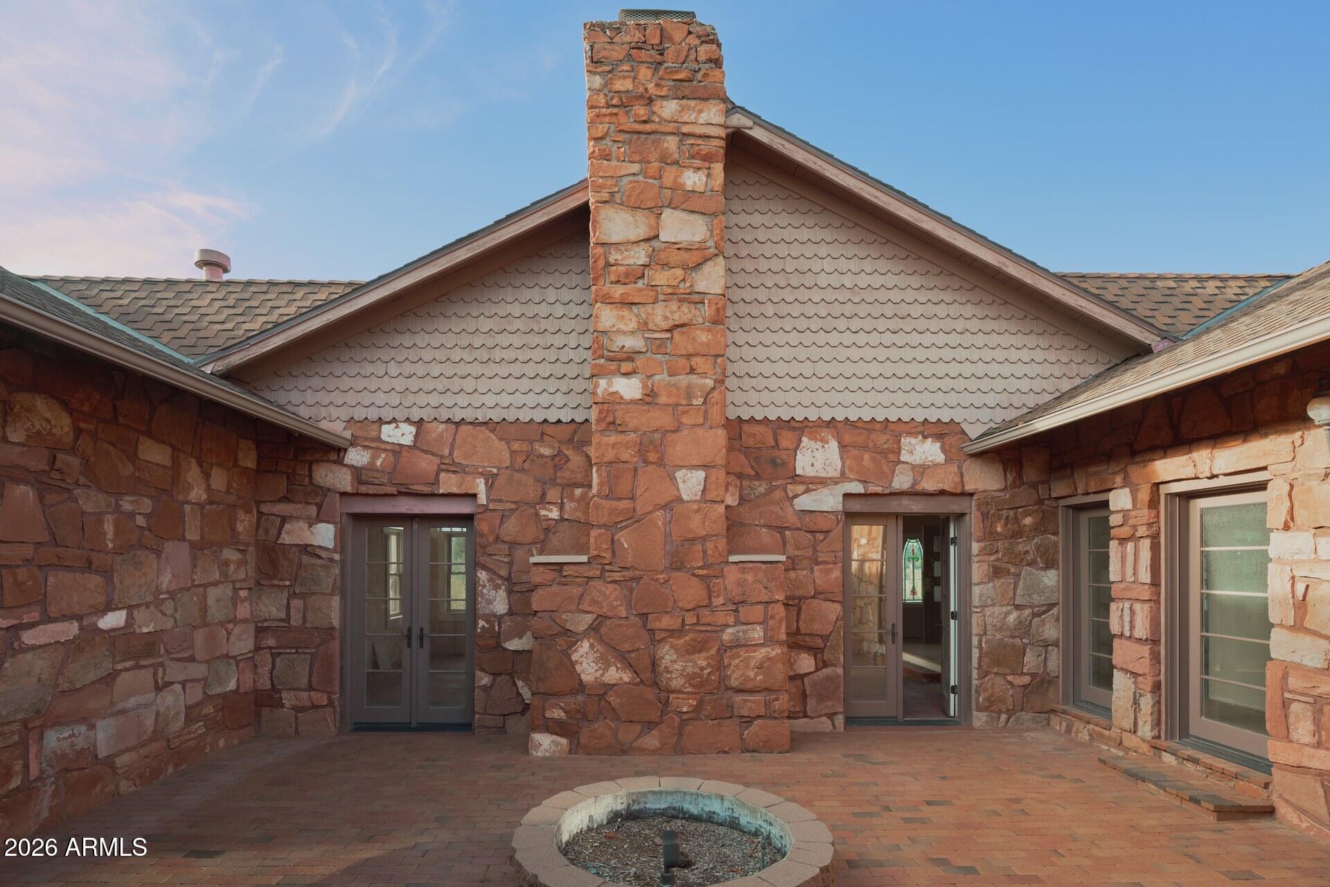 RED ROCK CREEK - Residential