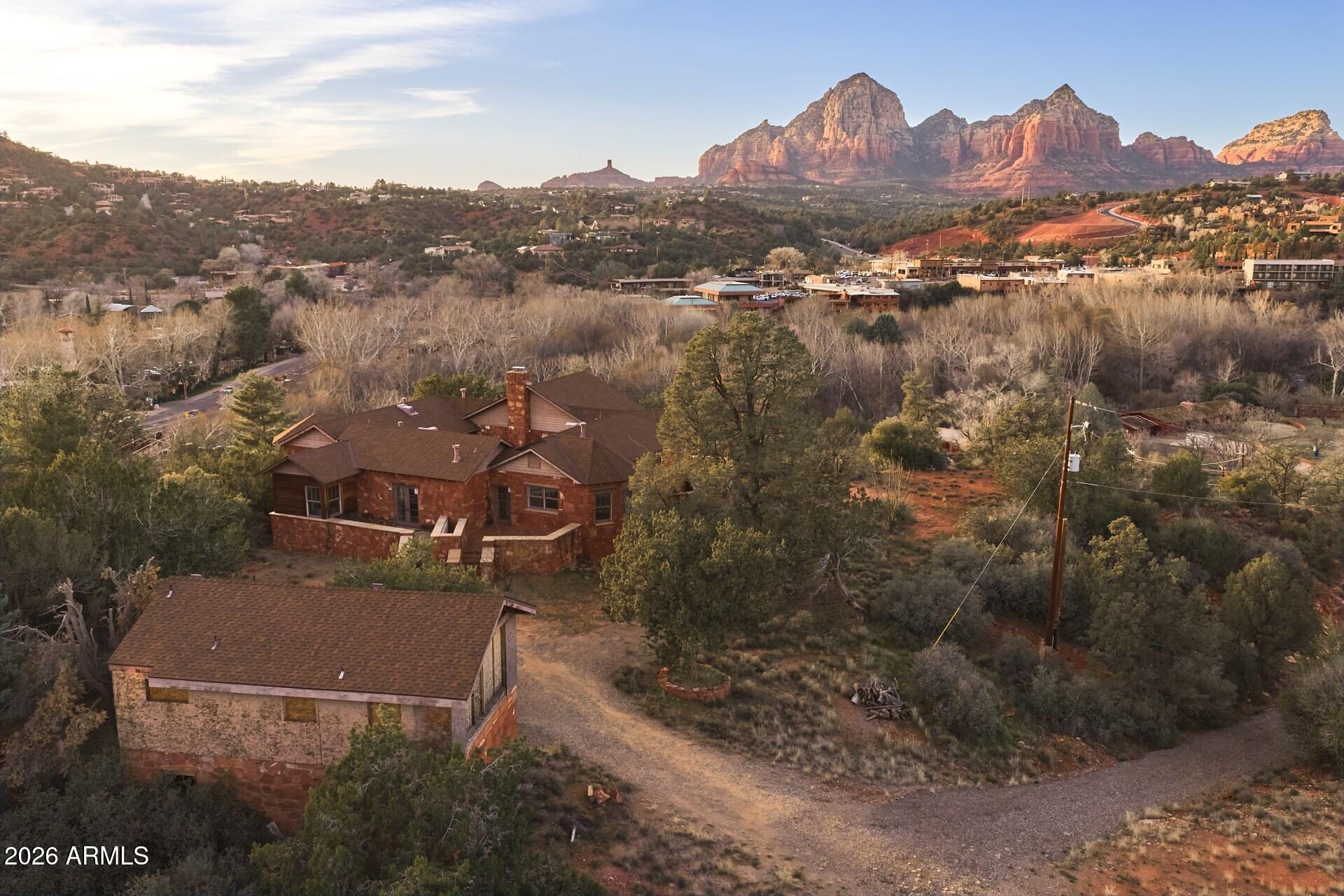 RED ROCK CREEK - Residential