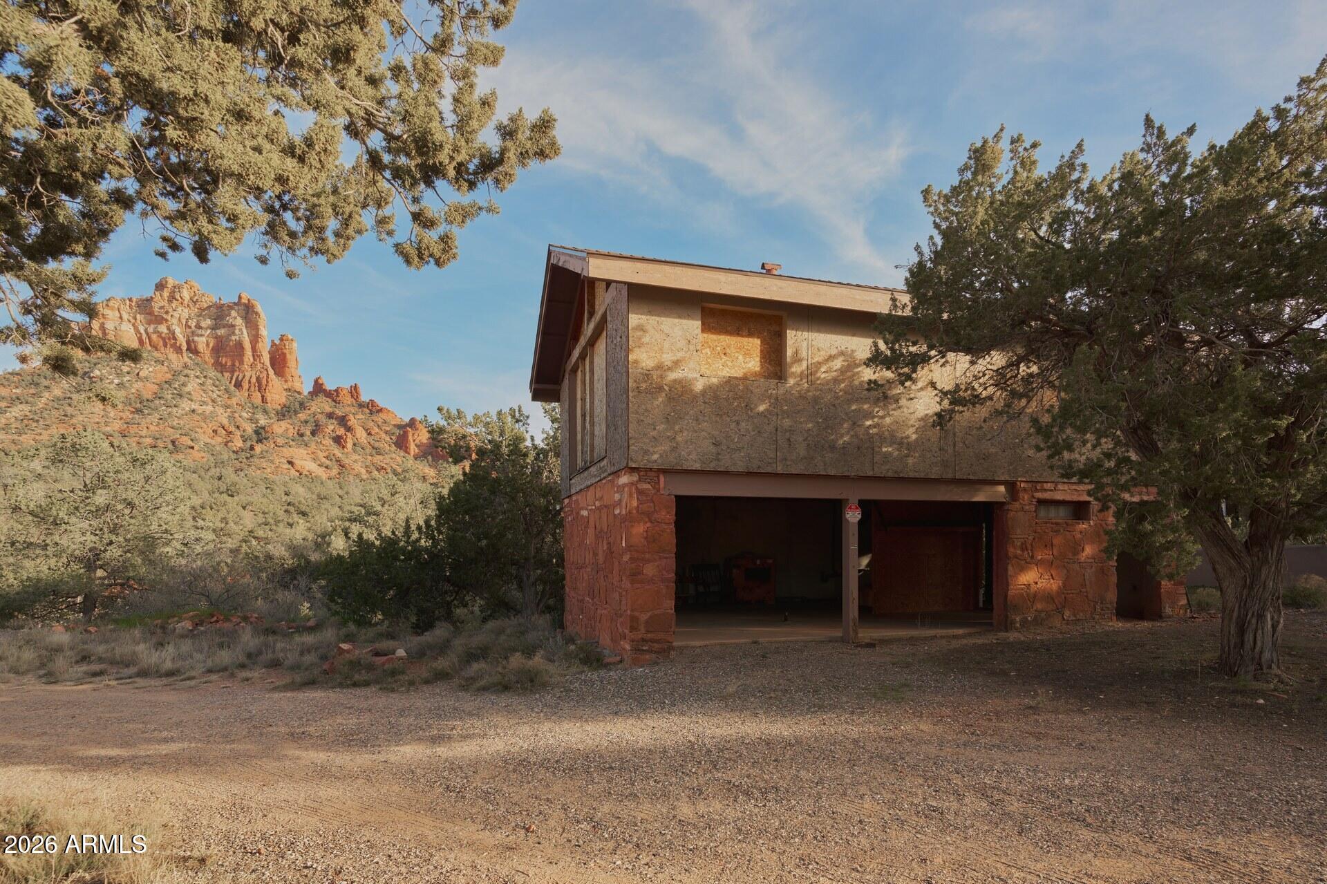 RED ROCK CREEK - Residential